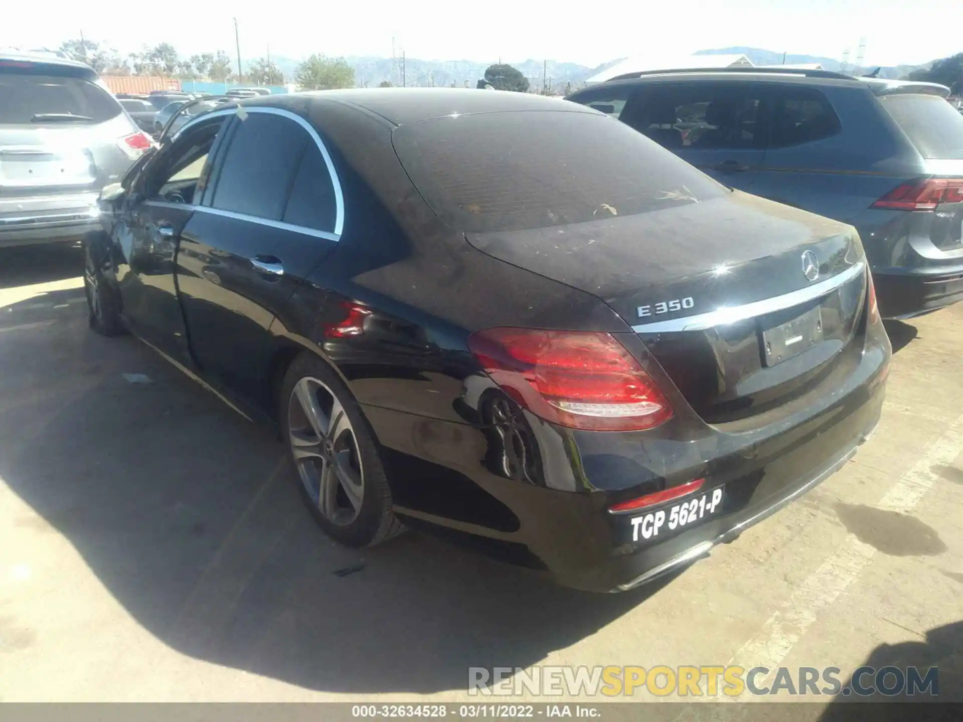 3 Photograph of a damaged car WDDZF8DB8LA750475 MERCEDES-BENZ E-CLASS 2020