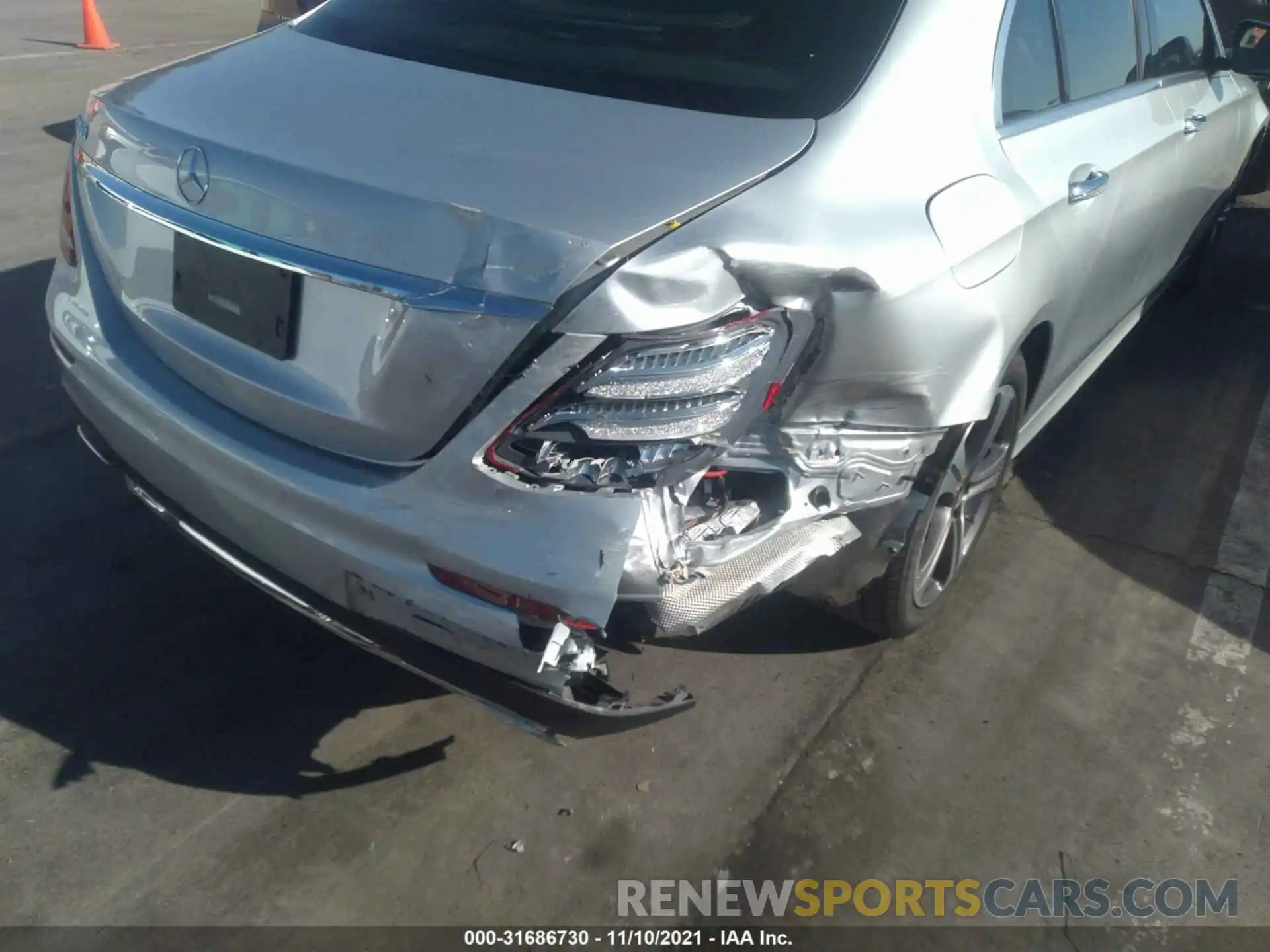 6 Photograph of a damaged car WDDZF8DB9LA724645 MERCEDES-BENZ E-CLASS 2020