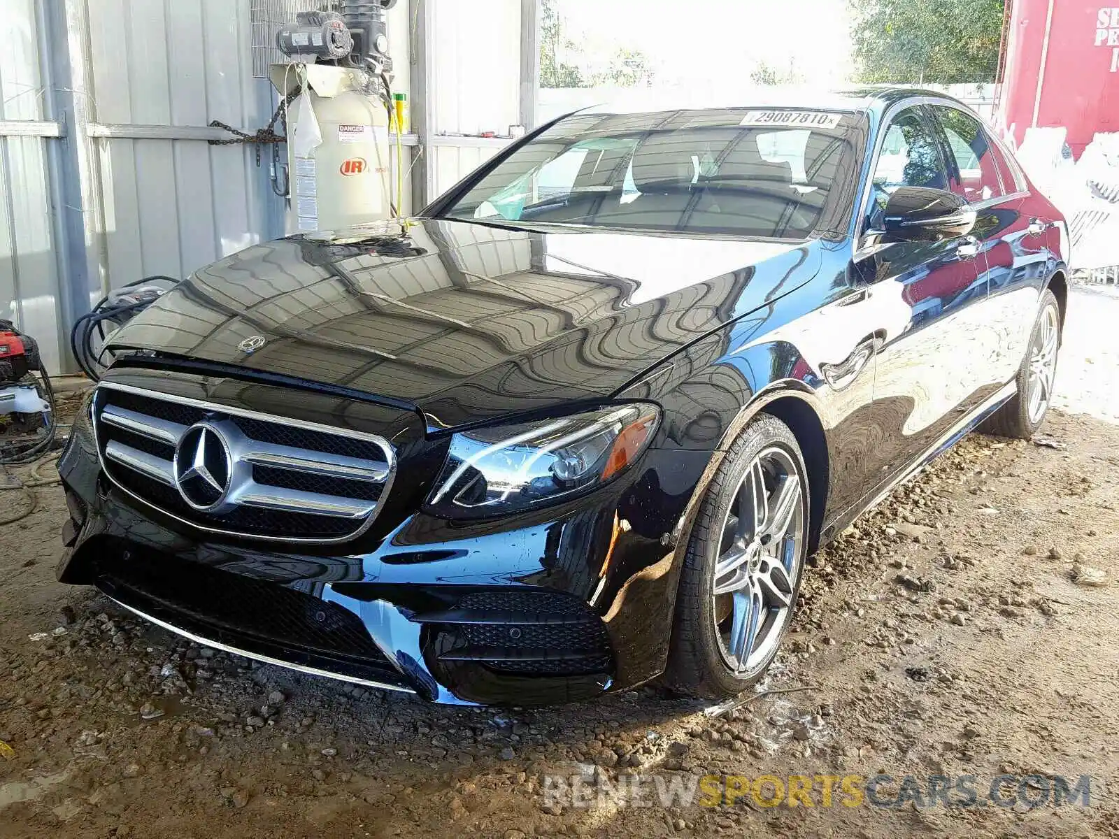 2 Photograph of a damaged car WDDZF8DB9LA744717 MERCEDES-BENZ E CLASS 2020