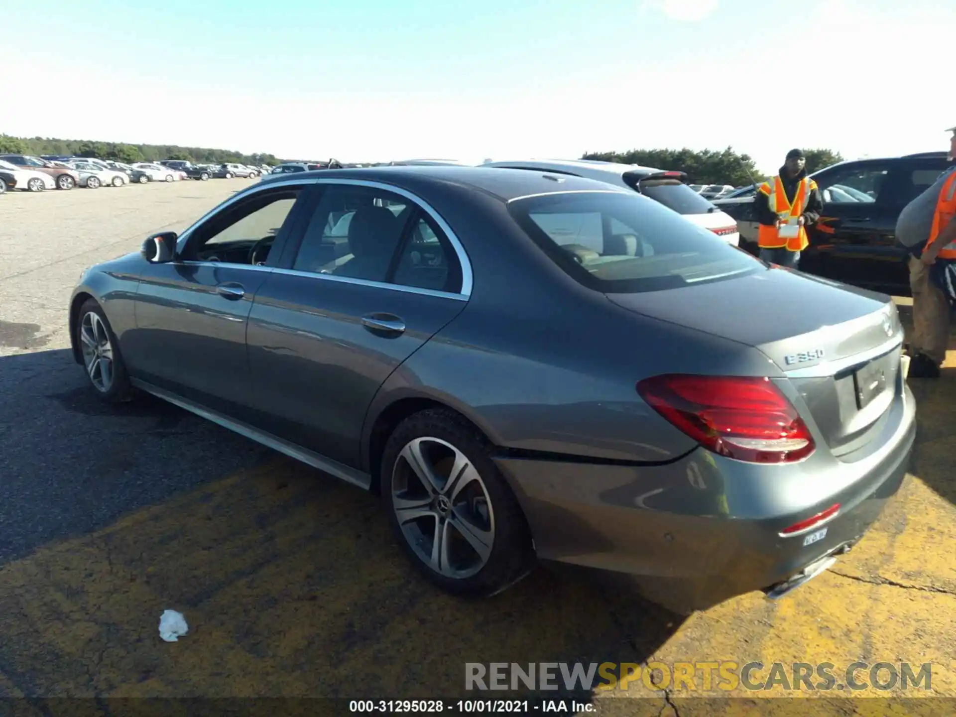 3 Photograph of a damaged car WDDZF8EB0LA746614 MERCEDES-BENZ E-CLASS 2020