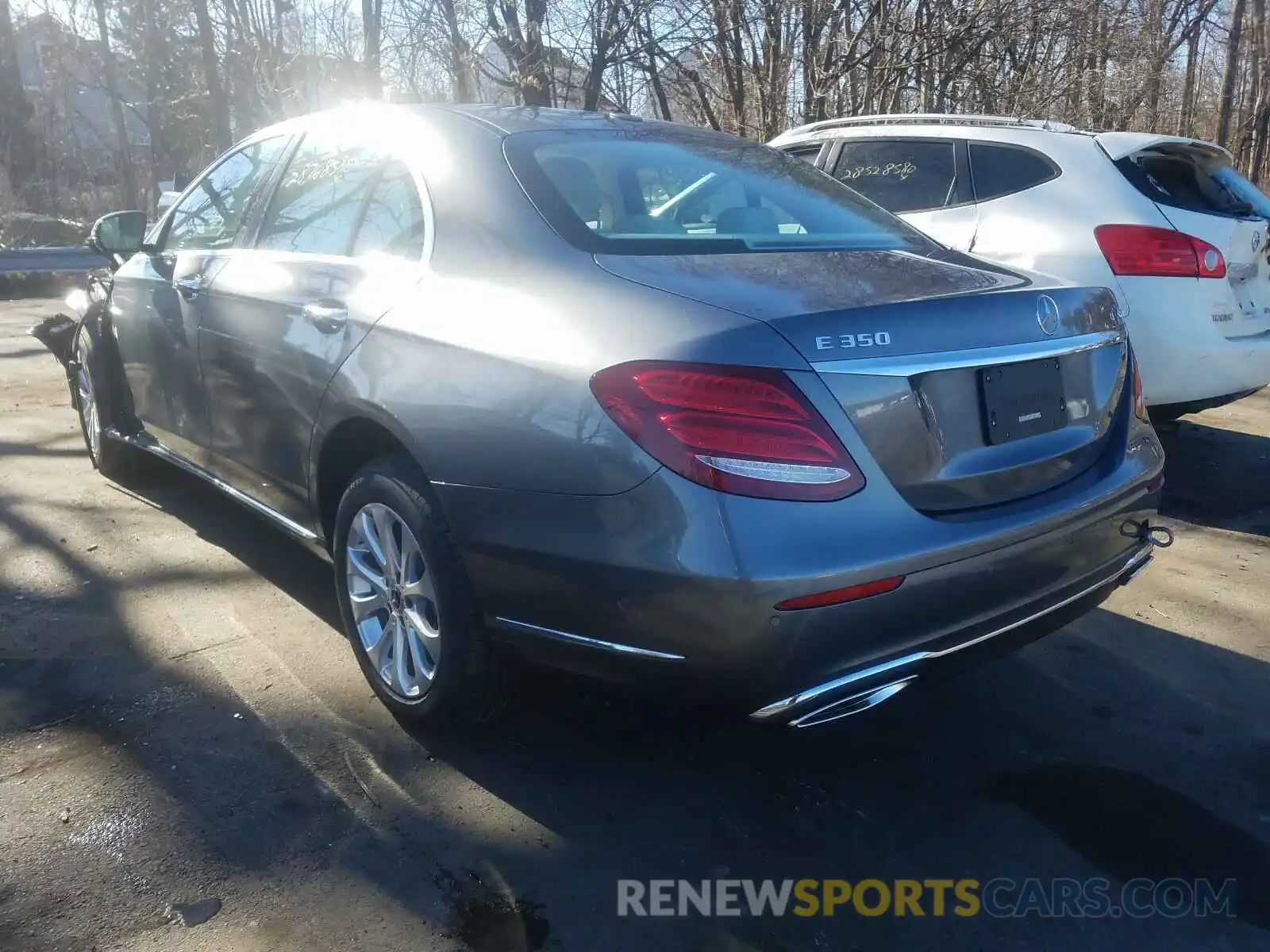 3 Photograph of a damaged car WDDZF8EB1LA704100 MERCEDES-BENZ E CLASS 2020