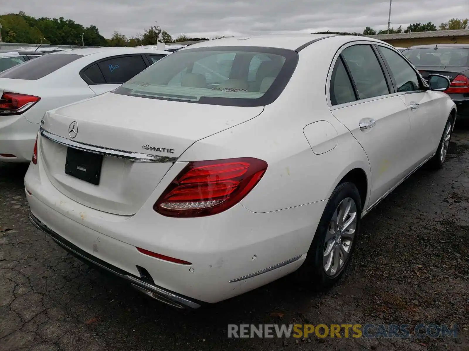 4 Photograph of a damaged car WDDZF8EB1LA734343 MERCEDES-BENZ E-CLASS 2020