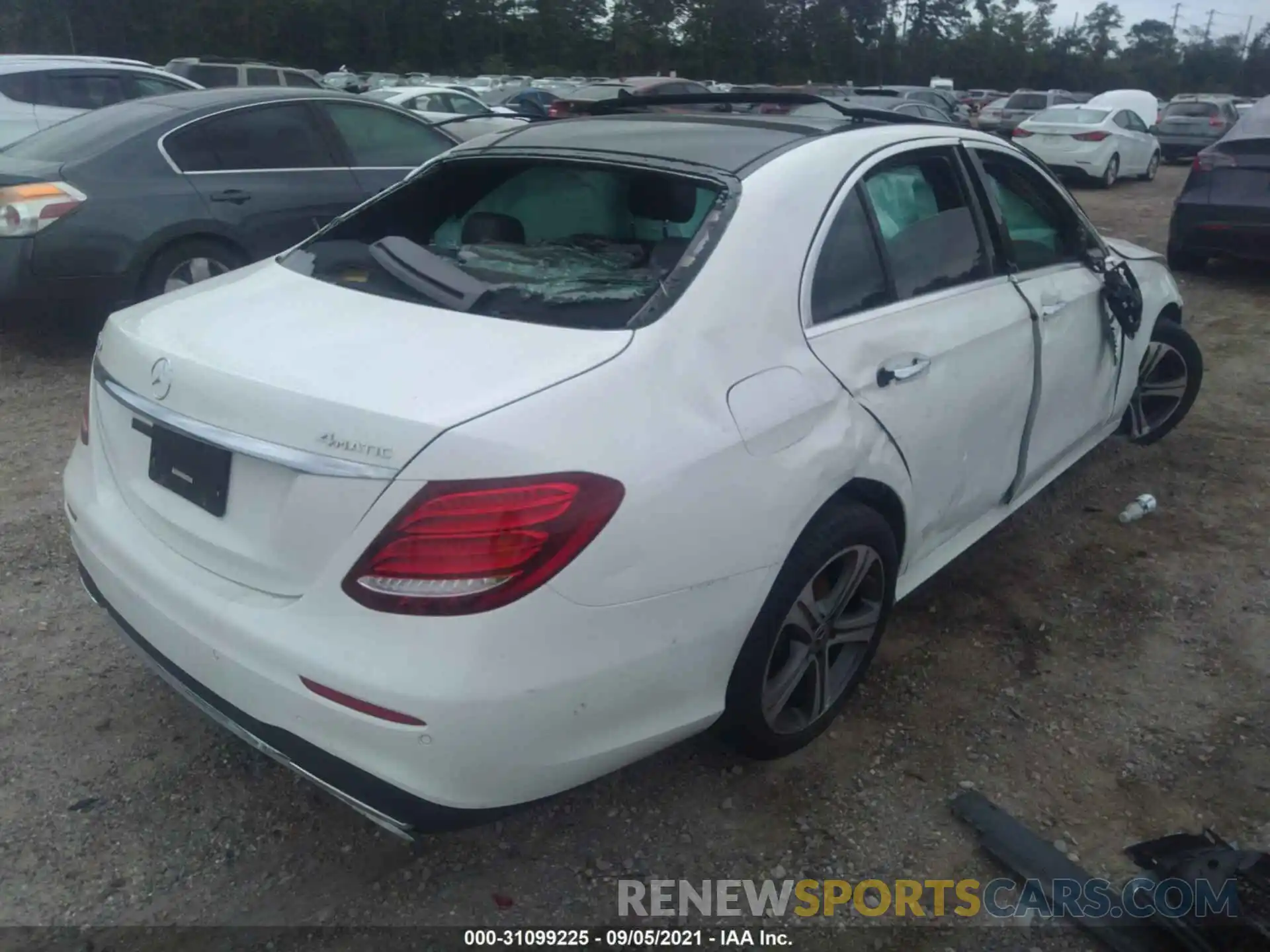 4 Photograph of a damaged car WDDZF8EB1LA747710 MERCEDES-BENZ E-CLASS 2020