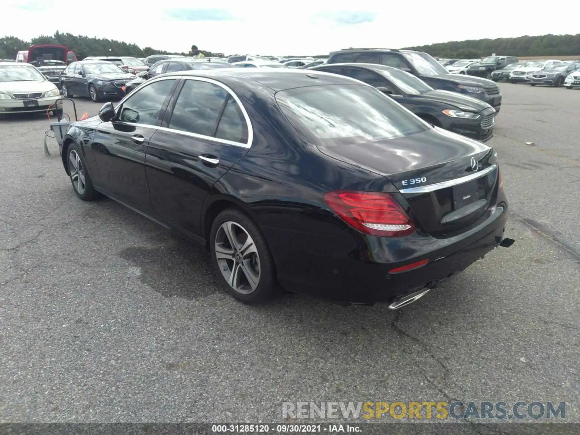 3 Photograph of a damaged car WDDZF8EB1LA750283 MERCEDES-BENZ E-CLASS 2020