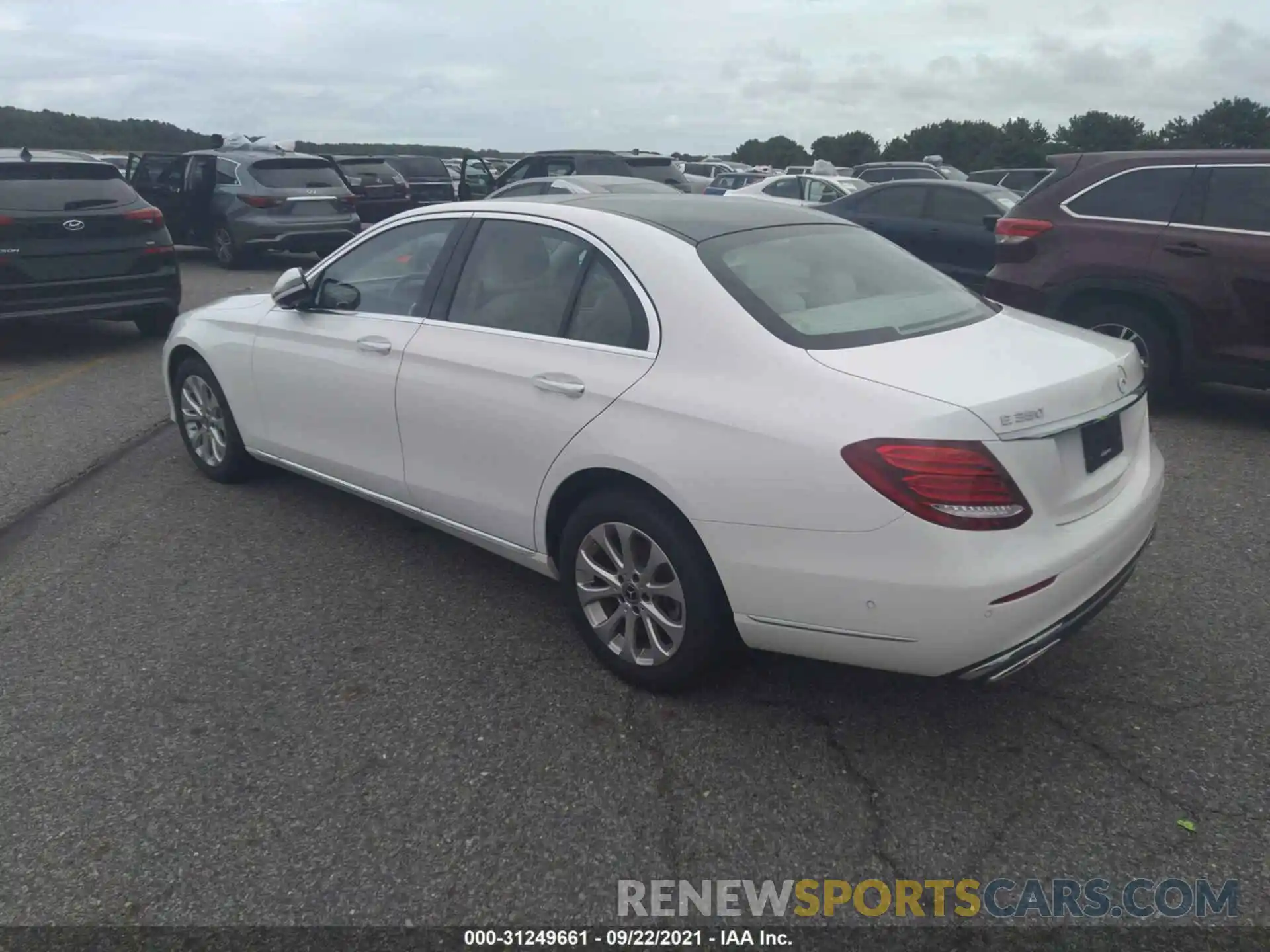 3 Photograph of a damaged car WDDZF8EB2LA740376 MERCEDES-BENZ E-CLASS 2020