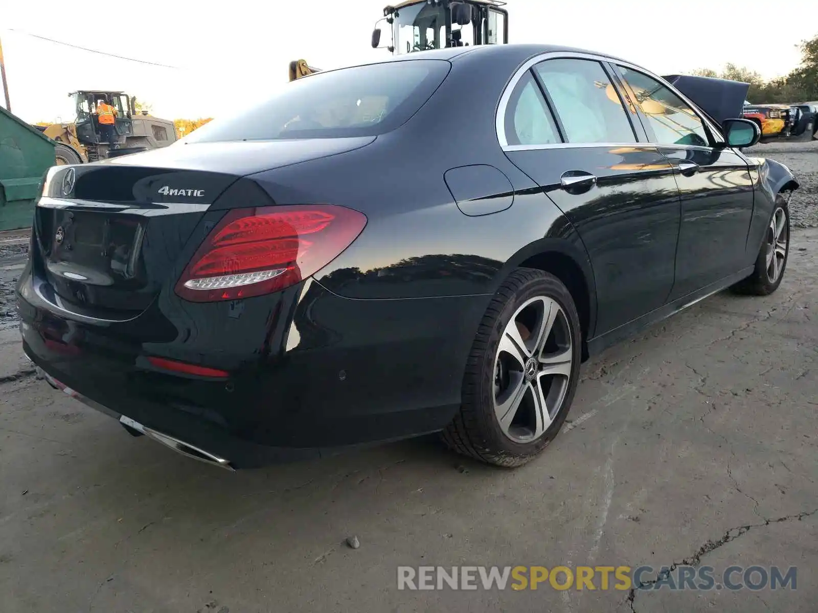 4 Photograph of a damaged car WDDZF8EB3LA722193 MERCEDES-BENZ E-CLASS 2020