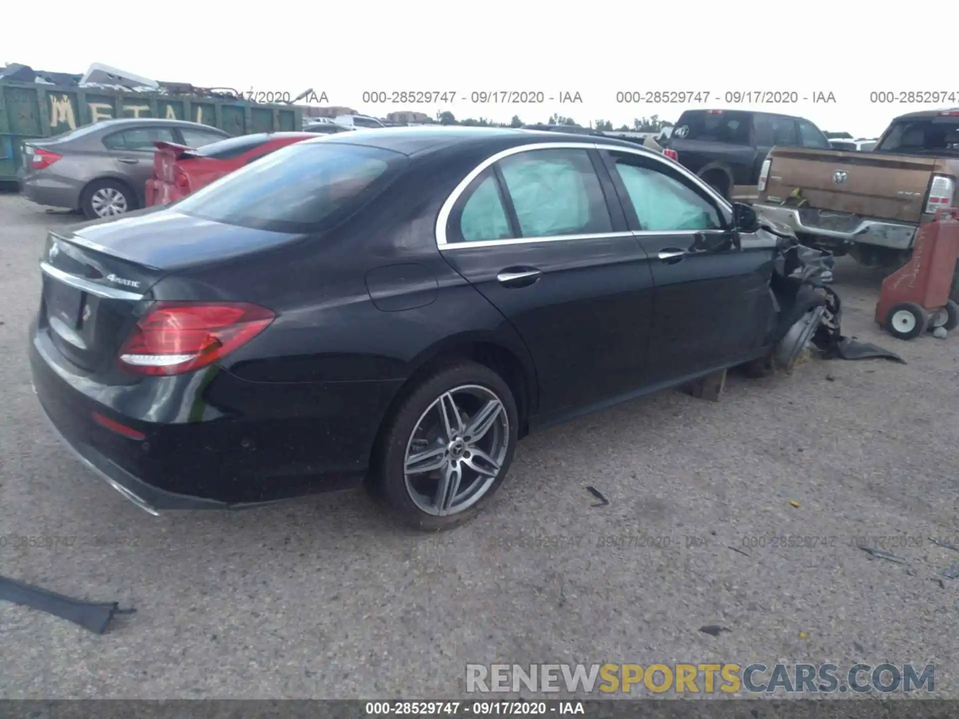 4 Photograph of a damaged car WDDZF8EB3LA727667 MERCEDES-BENZ E-CLASS 2020