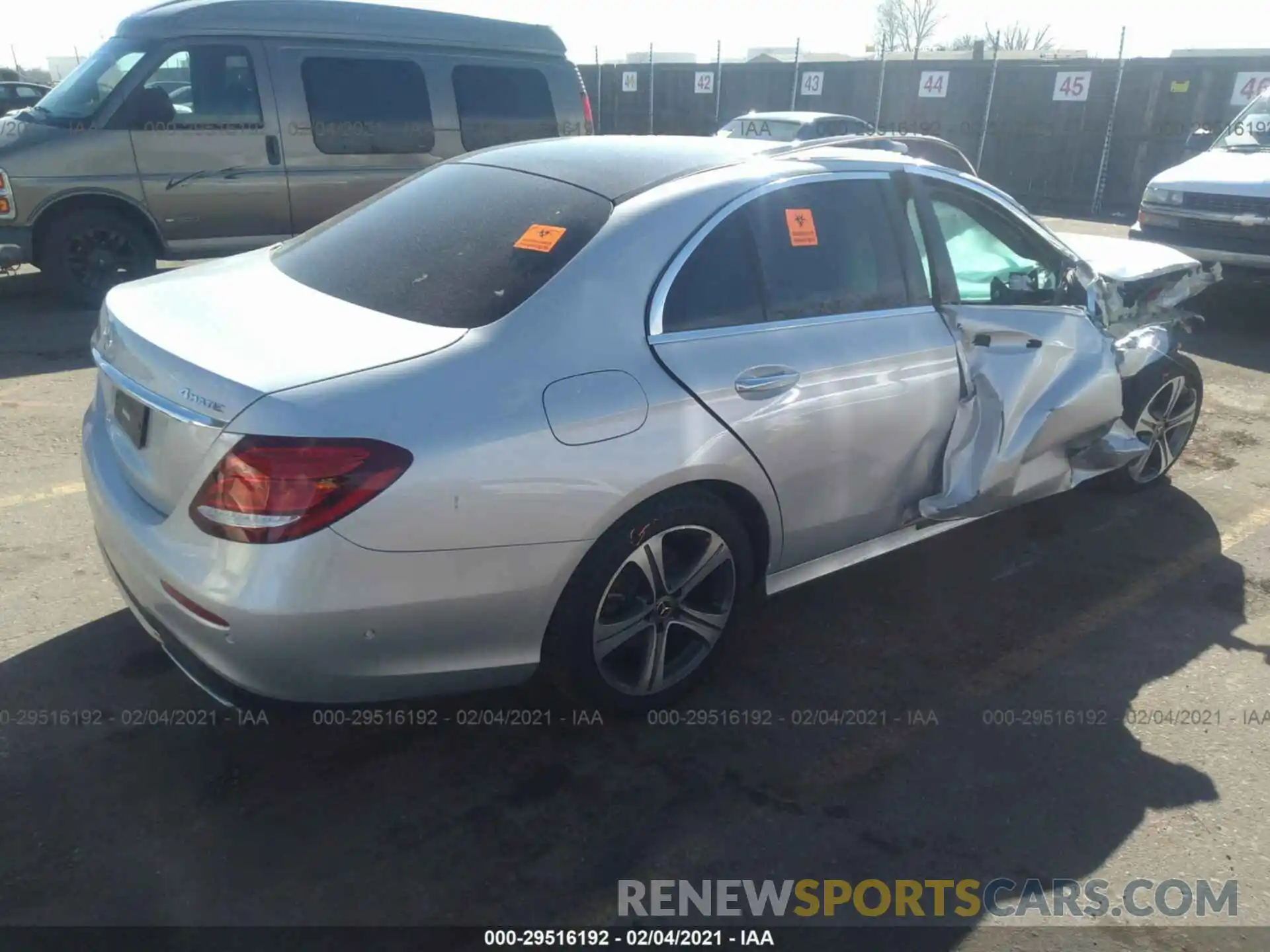 4 Photograph of a damaged car WDDZF8EB4LA751914 MERCEDES-BENZ E-CLASS 2020