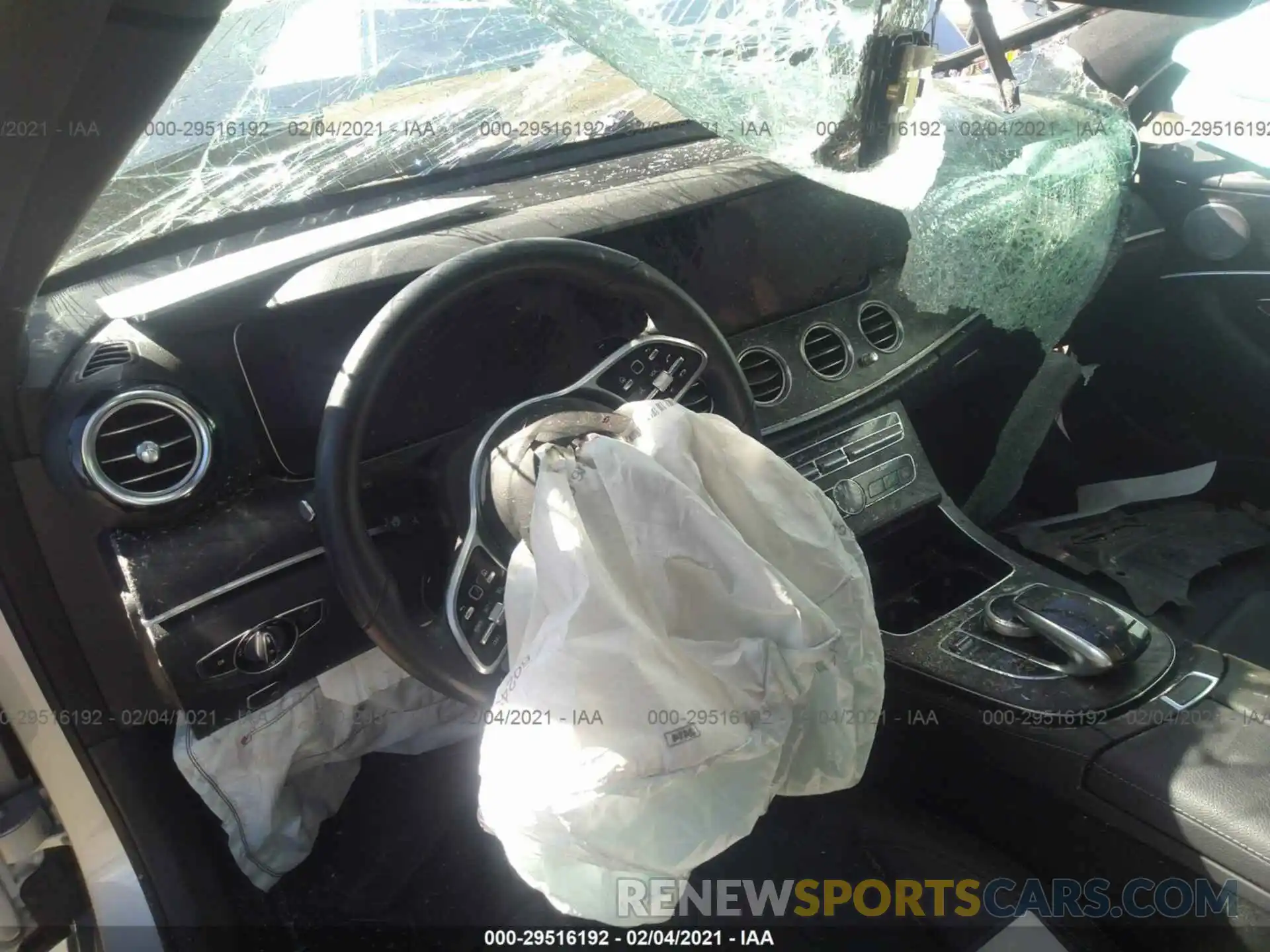 5 Фотография поврежденного автомобиля WDDZF8EB4LA751914 MERCEDES-BENZ E-CLASS 2020
