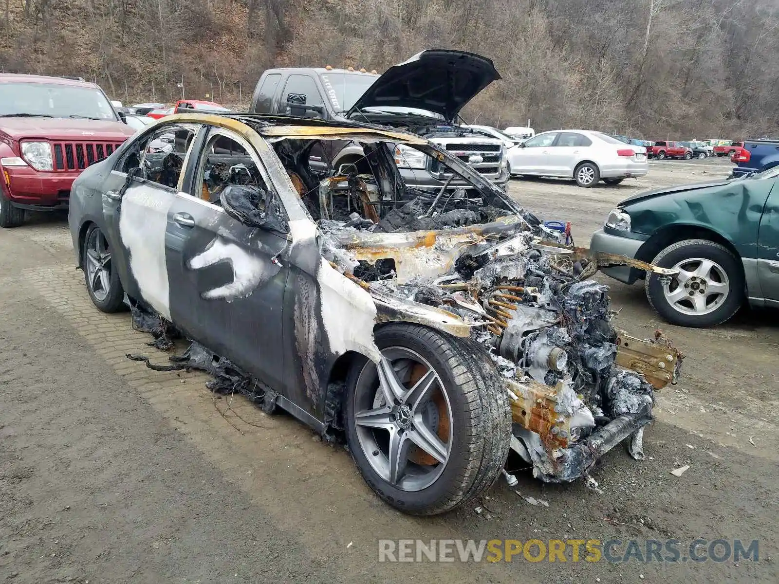 1 Photograph of a damaged car WDDZF8EB4LA753985 MERCEDES-BENZ E CLASS 2020