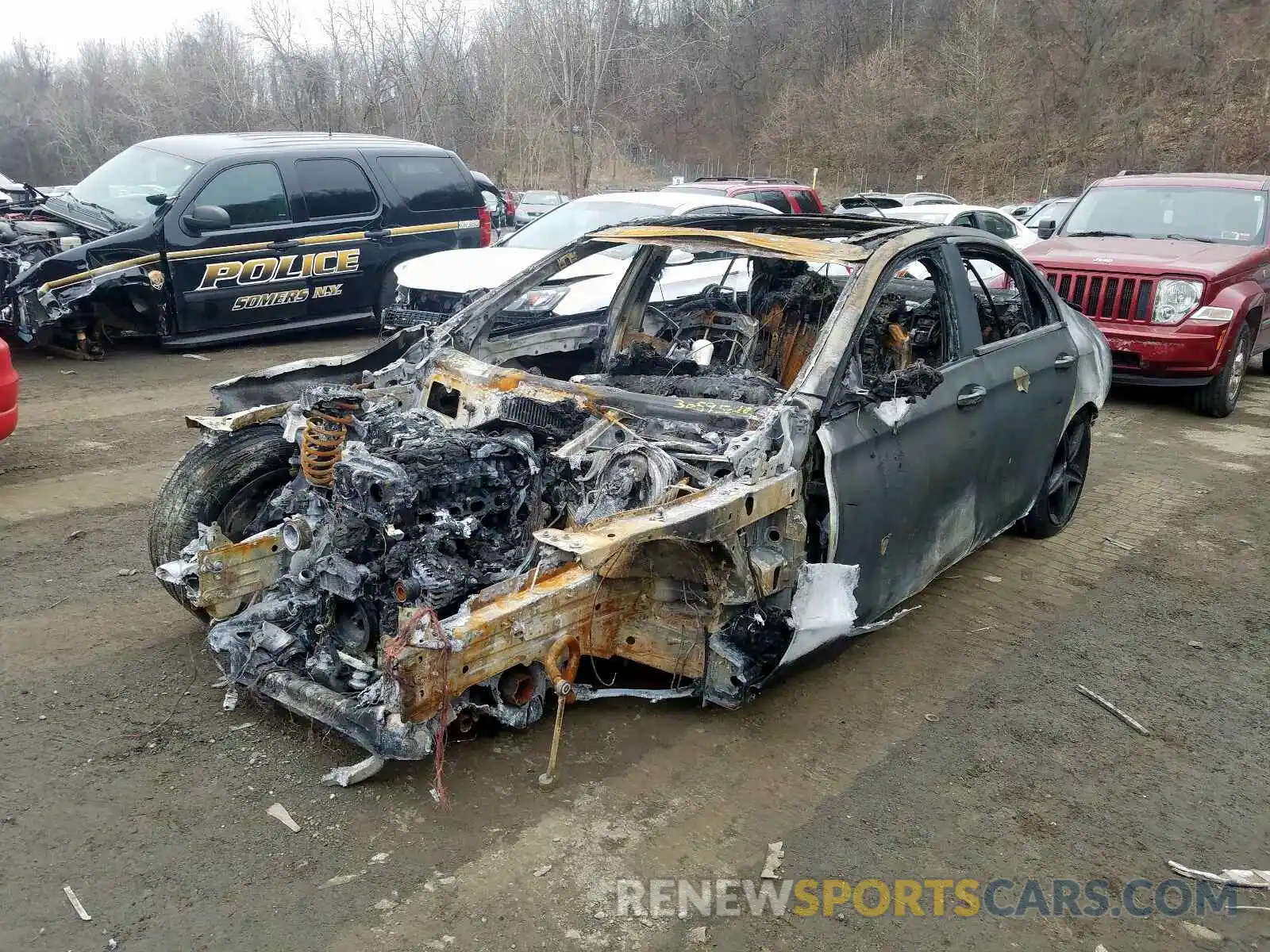 2 Photograph of a damaged car WDDZF8EB4LA753985 MERCEDES-BENZ E CLASS 2020