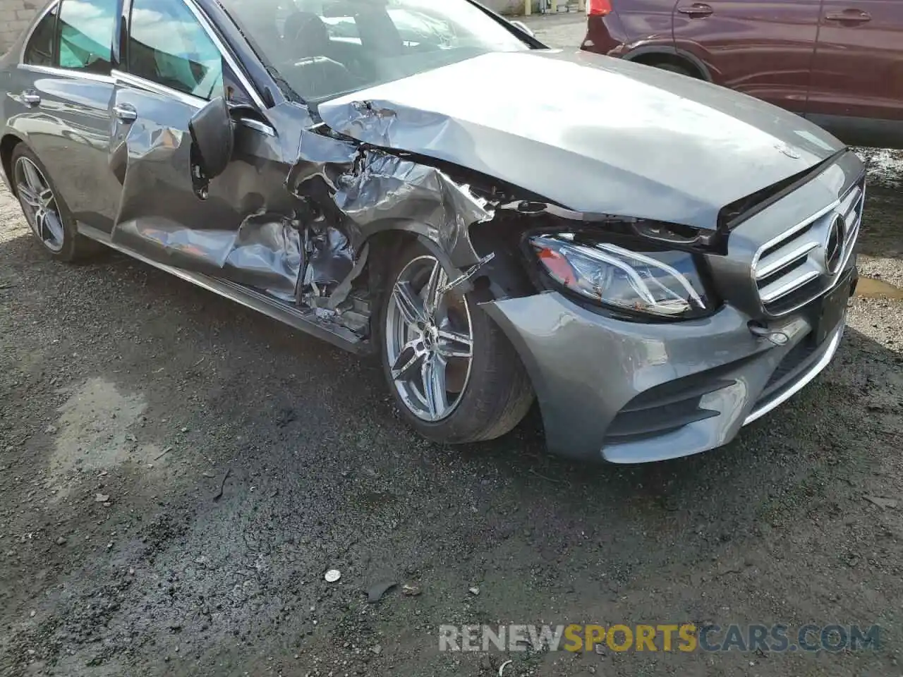 9 Photograph of a damaged car WDDZF8EB6LA709583 MERCEDES-BENZ E-CLASS 2020