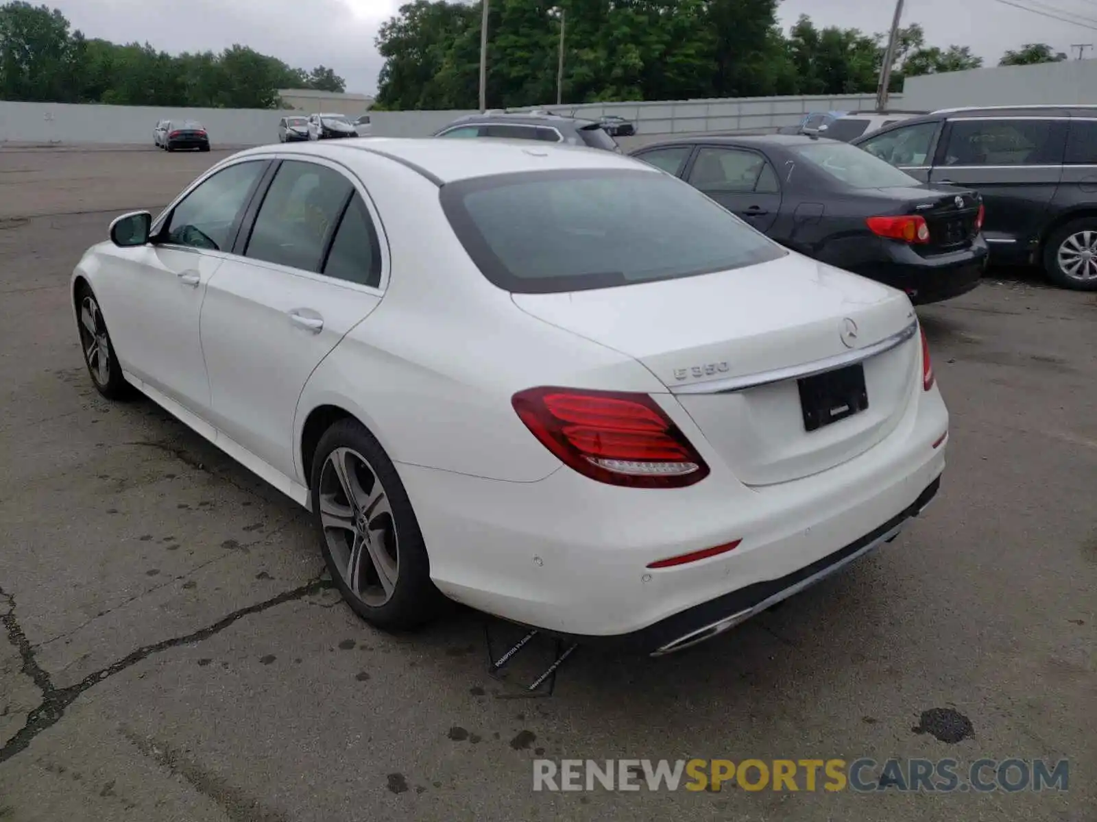 3 Photograph of a damaged car WDDZF8EB6LA713990 MERCEDES-BENZ E-CLASS 2020