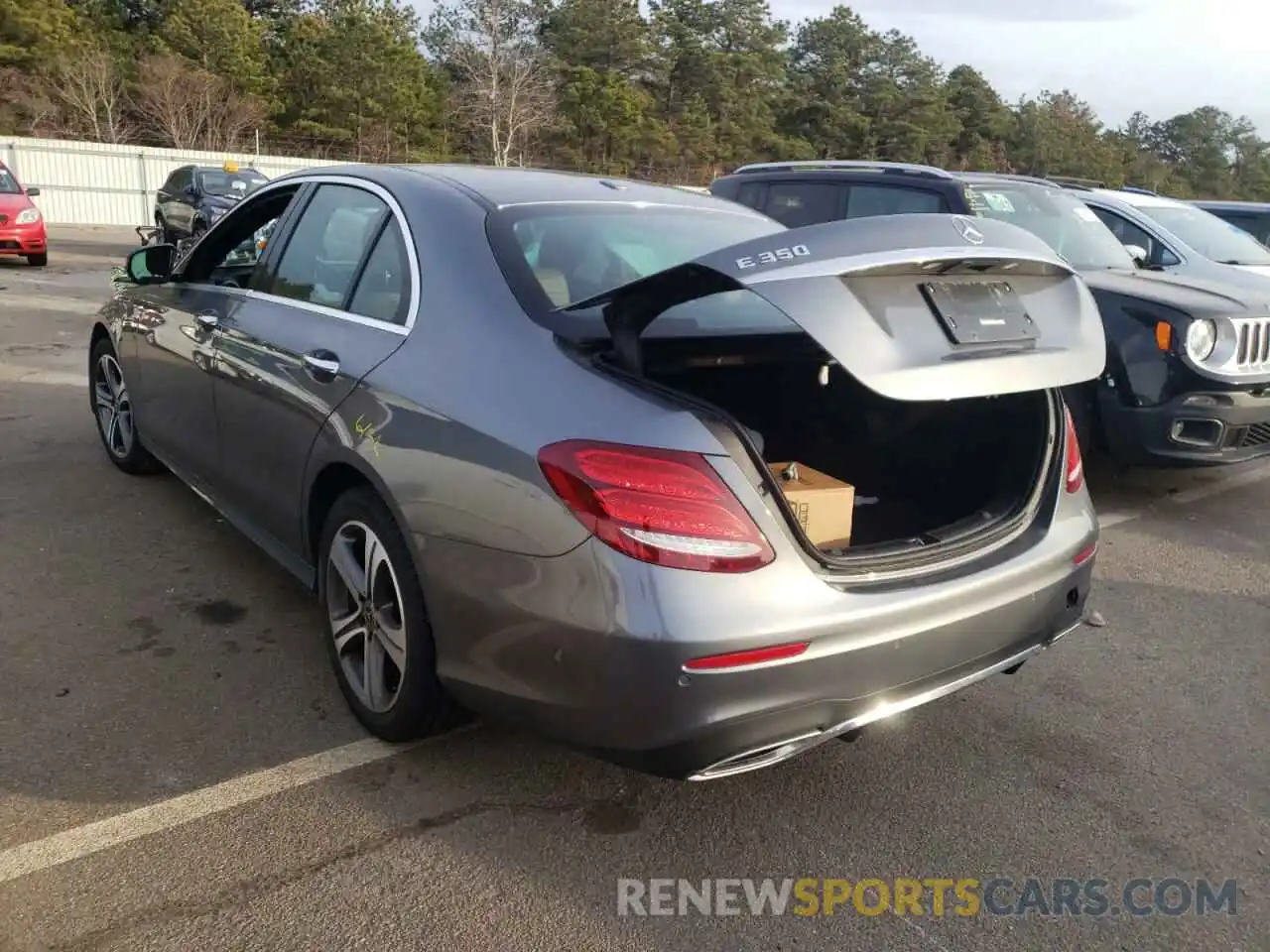 3 Photograph of a damaged car WDDZF8EB6LA746066 MERCEDES-BENZ E-CLASS 2020