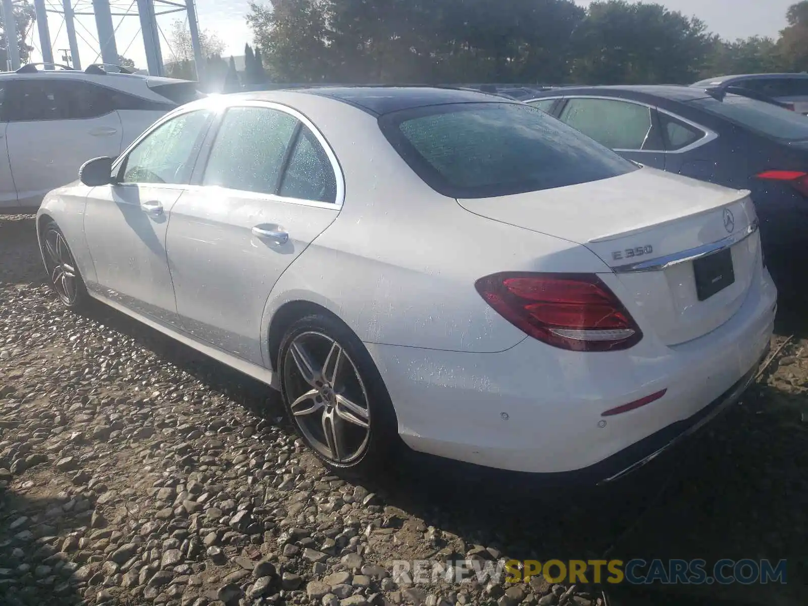 3 Photograph of a damaged car WDDZF8EB6LA747895 MERCEDES-BENZ E-CLASS 2020