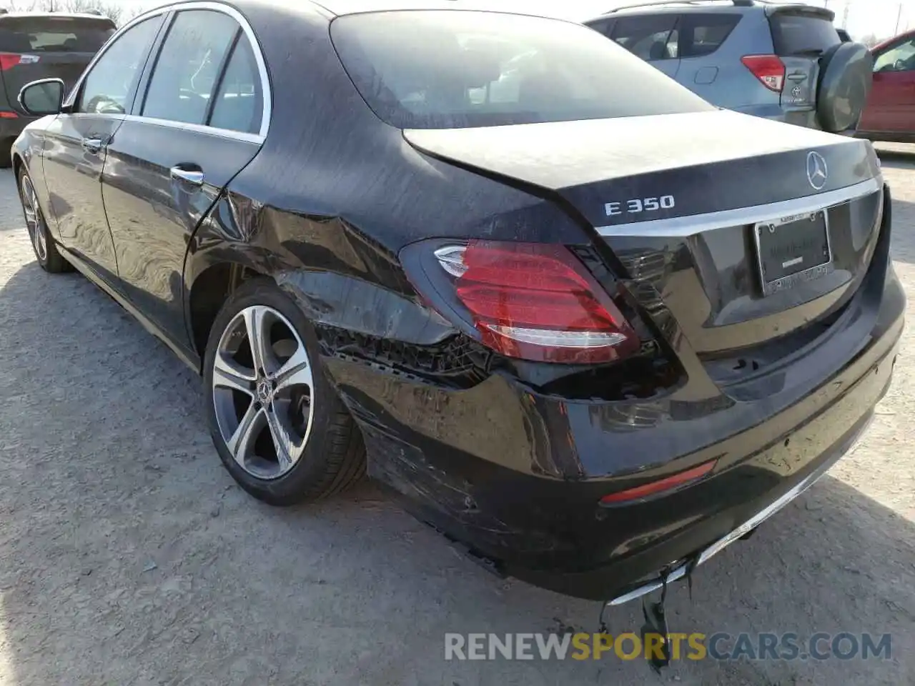 9 Photograph of a damaged car WDDZF8EB7LA707812 MERCEDES-BENZ E-CLASS 2020