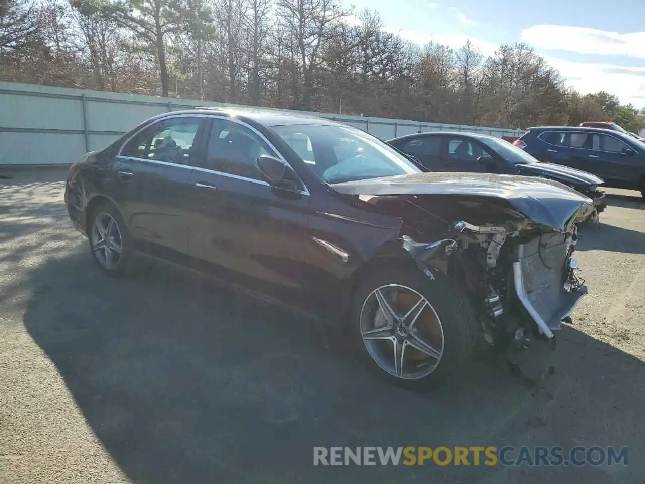 4 Photograph of a damaged car WDDZF8EB8LA703123 MERCEDES-BENZ E-CLASS 2020