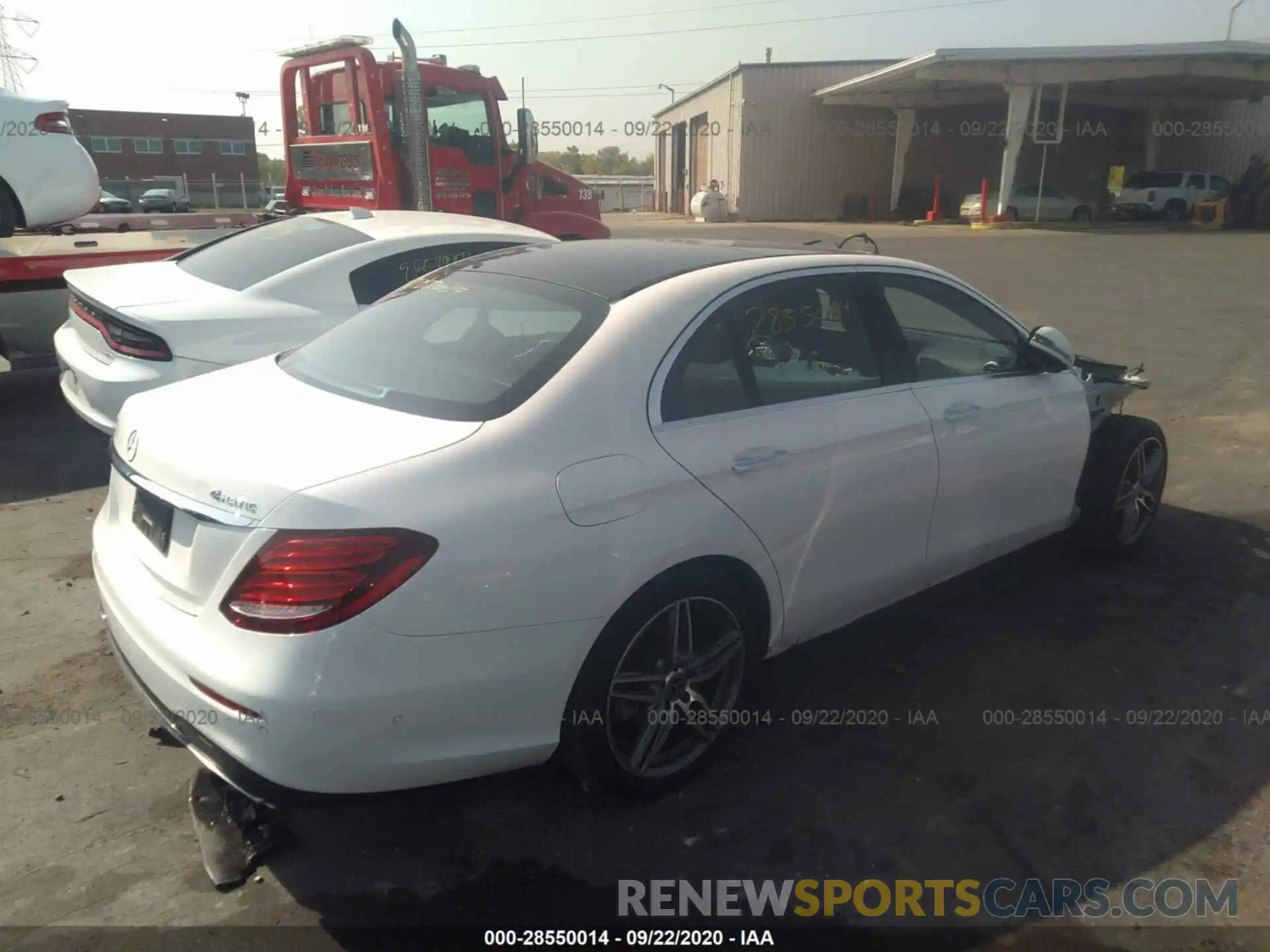 4 Photograph of a damaged car WDDZF8EB8LA731004 MERCEDES-BENZ E-CLASS 2020