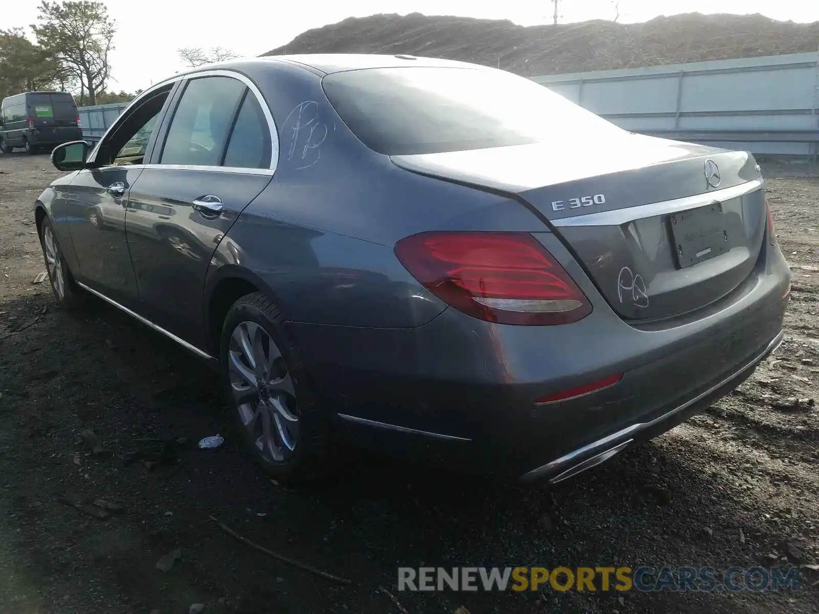 3 Photograph of a damaged car WDDZF8EB9LA753271 MERCEDES-BENZ E CLASS 2020