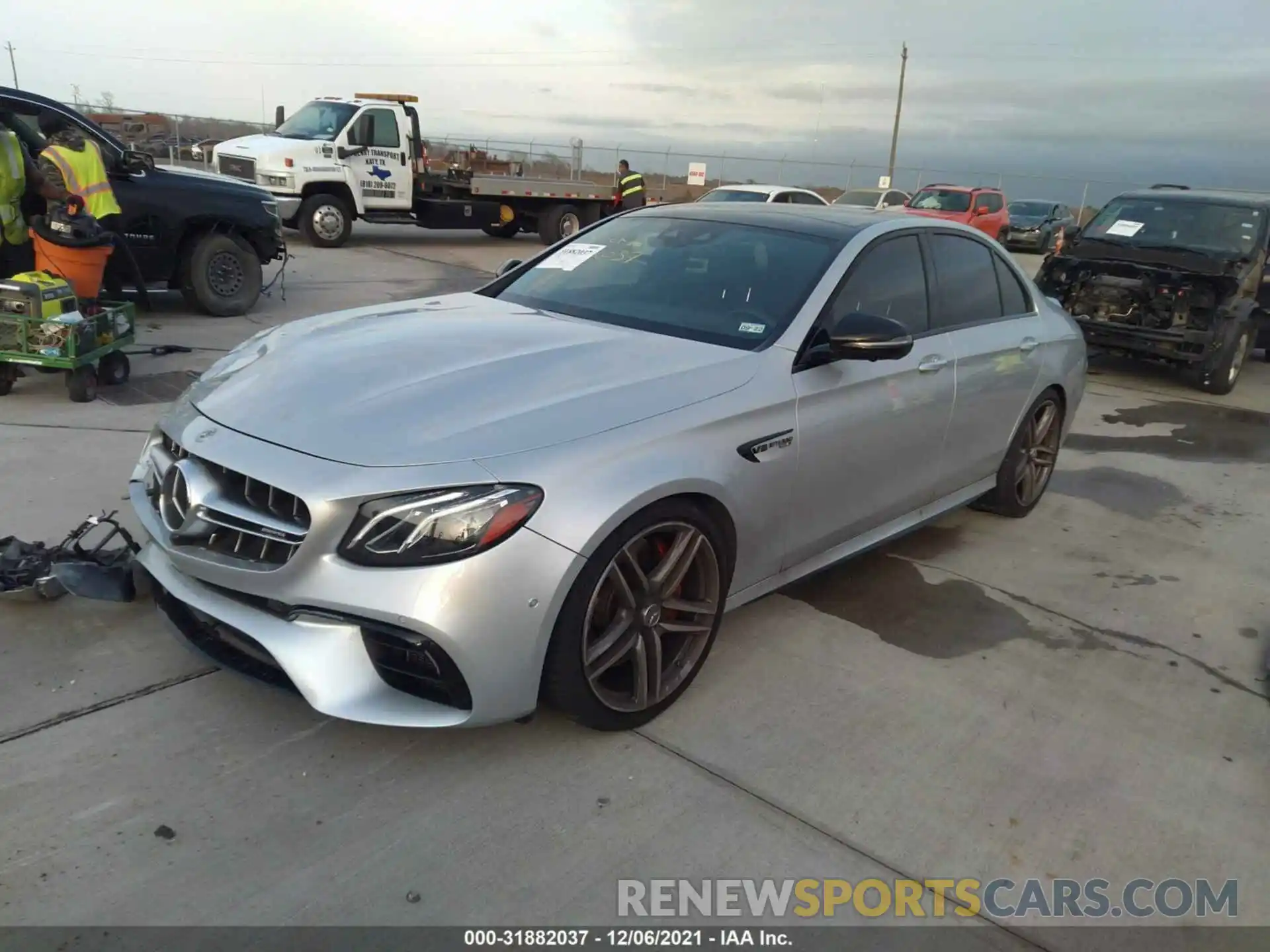 2 Photograph of a damaged car WDDZF8KB2LA757473 MERCEDES-BENZ E-CLASS 2020