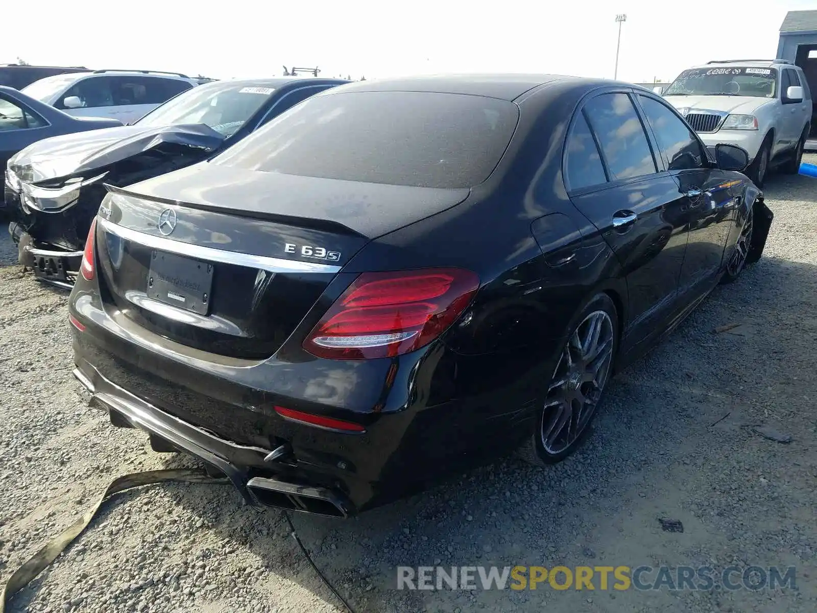 4 Photograph of a damaged car WDDZF8KB8LA713770 MERCEDES-BENZ E-CLASS 2020