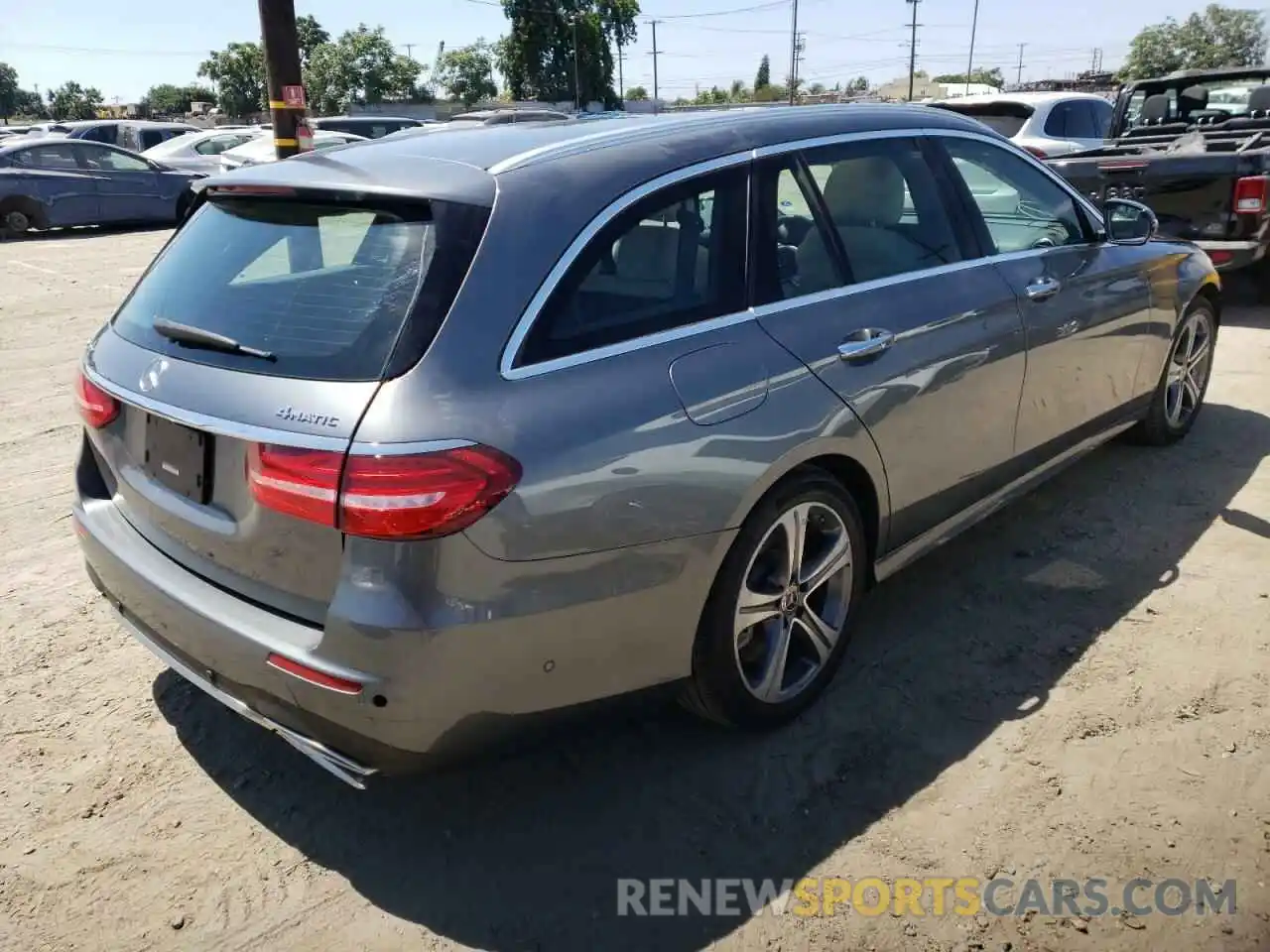 4 Photograph of a damaged car WDDZH6JB7LA709287 MERCEDES-BENZ E-CLASS 2020