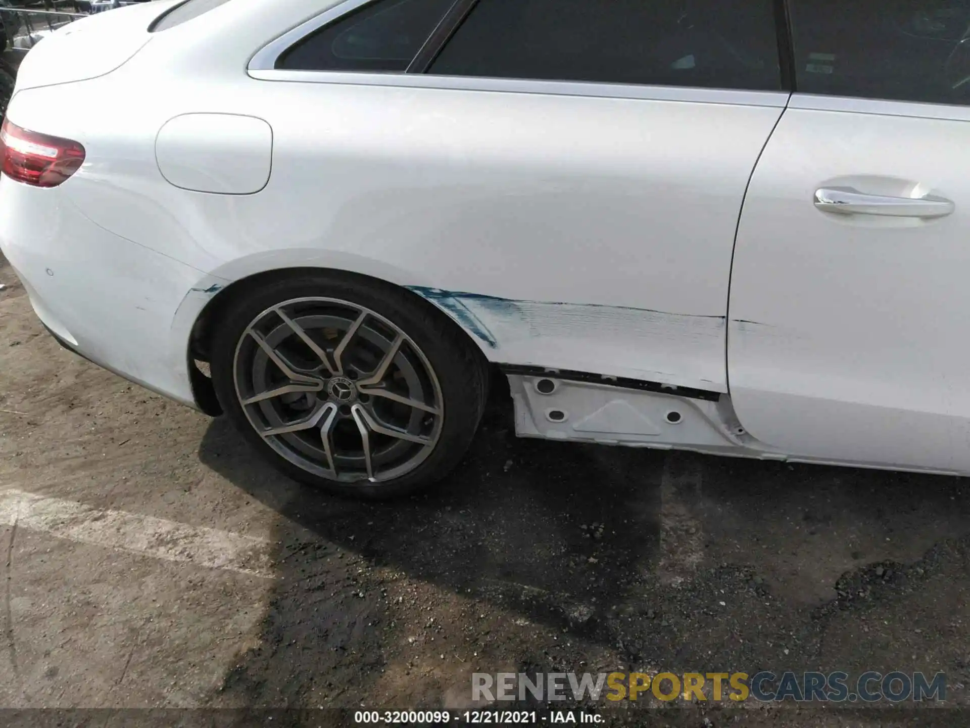 6 Photograph of a damaged car W1K1J5JB7MF151327 MERCEDES-BENZ E-CLASS 2021