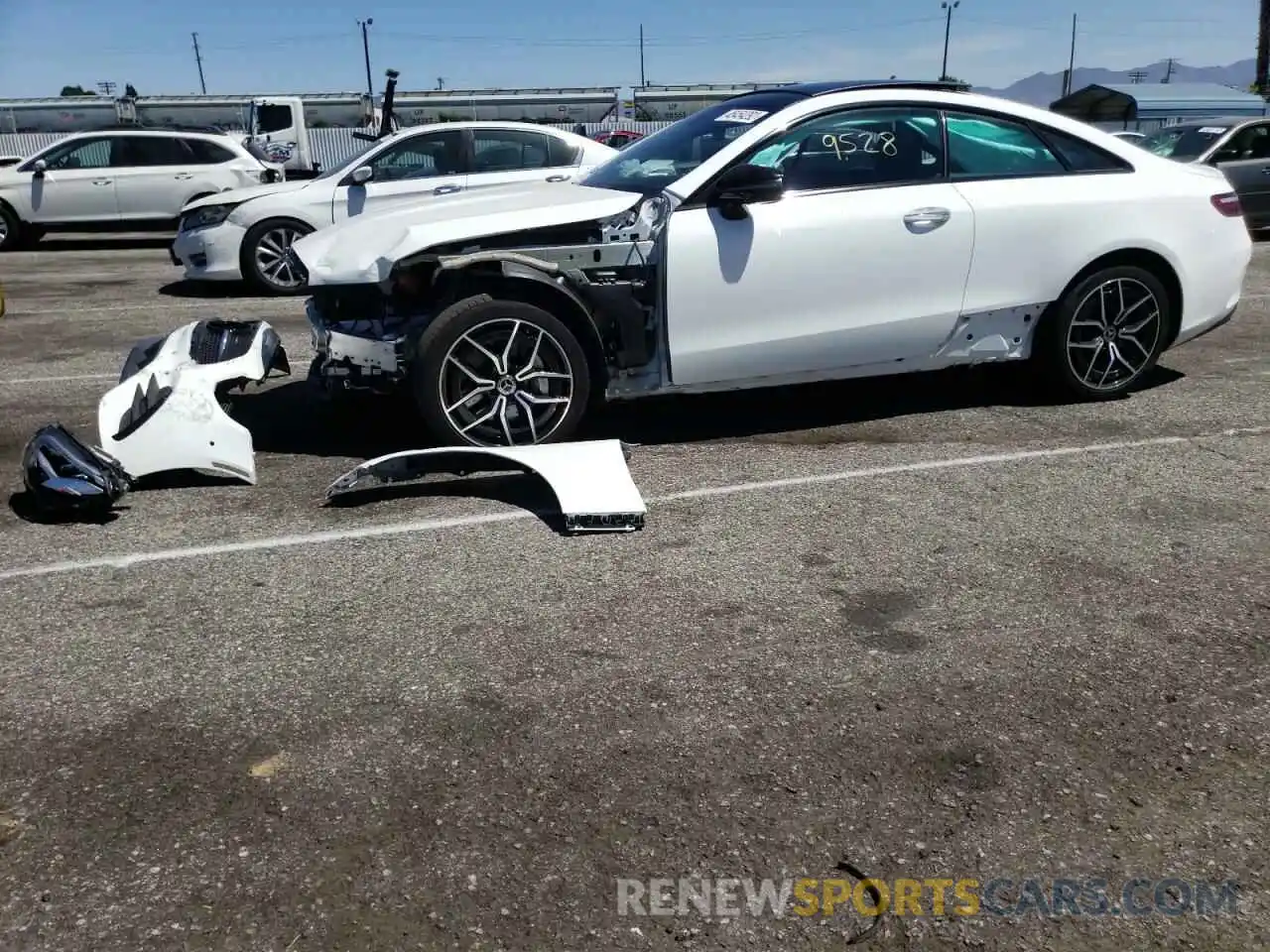 9 Photograph of a damaged car W1K1J5JB7MF159377 MERCEDES-BENZ E-CLASS 2021