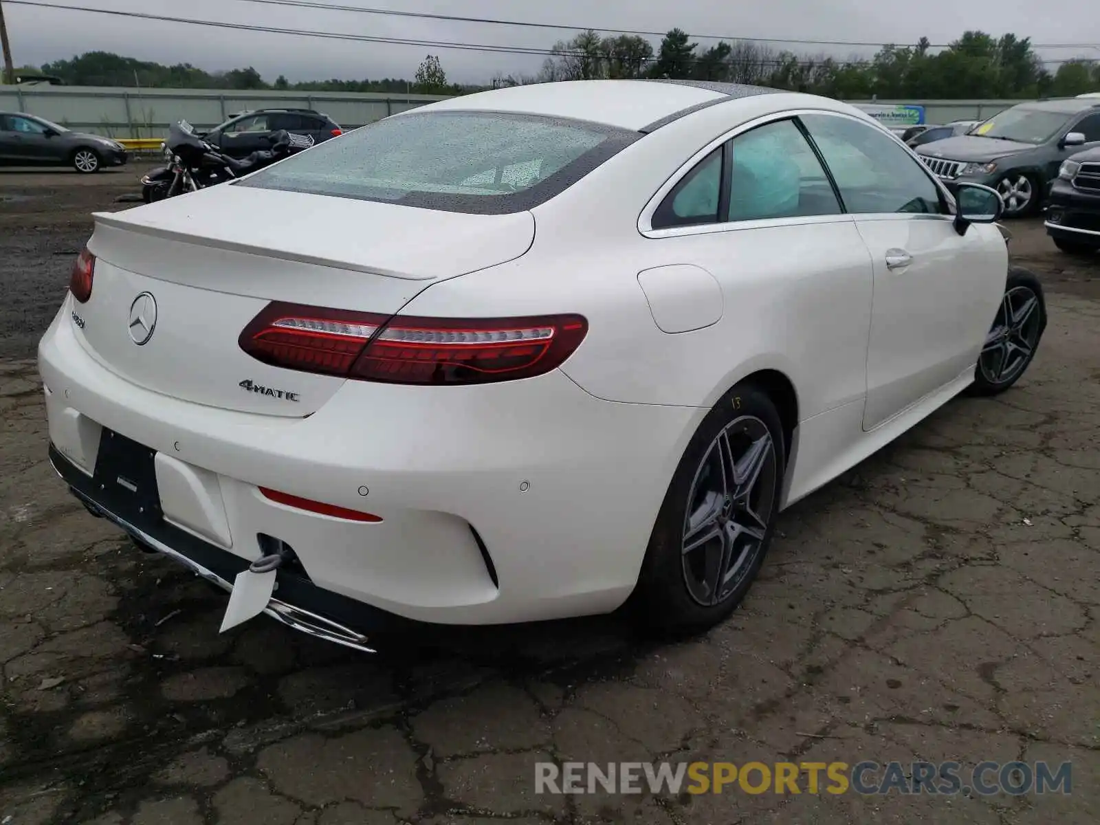 4 Photograph of a damaged car W1K1J5KB9MF168970 MERCEDES-BENZ E-CLASS 2021