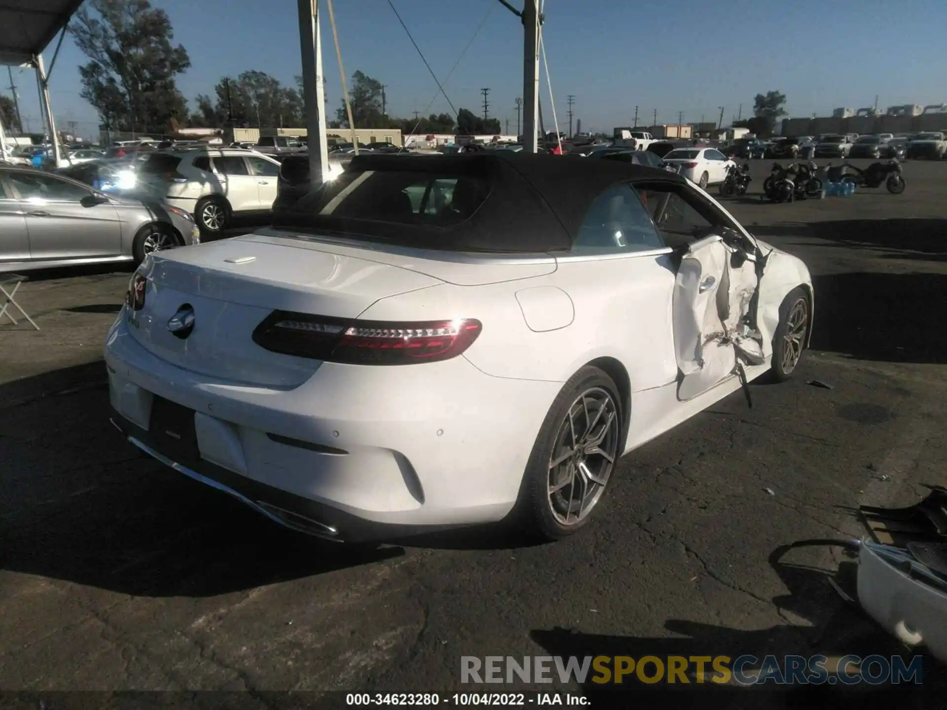 4 Photograph of a damaged car W1K1K5JB2MF150003 MERCEDES-BENZ E-CLASS 2021