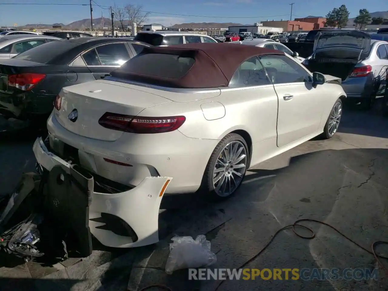 4 Photograph of a damaged car W1K1K5JB8MF160969 MERCEDES-BENZ E-CLASS 2021