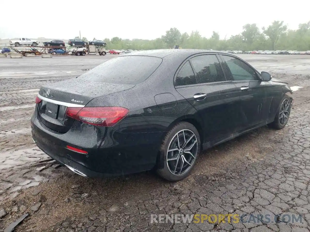 4 Photograph of a damaged car W1KZF5KB2MB004343 MERCEDES-BENZ E-CLASS 2021