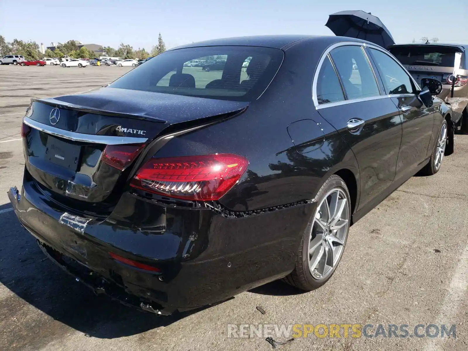 4 Photograph of a damaged car W1KZF5KB3MA974272 MERCEDES-BENZ E-CLASS 2021