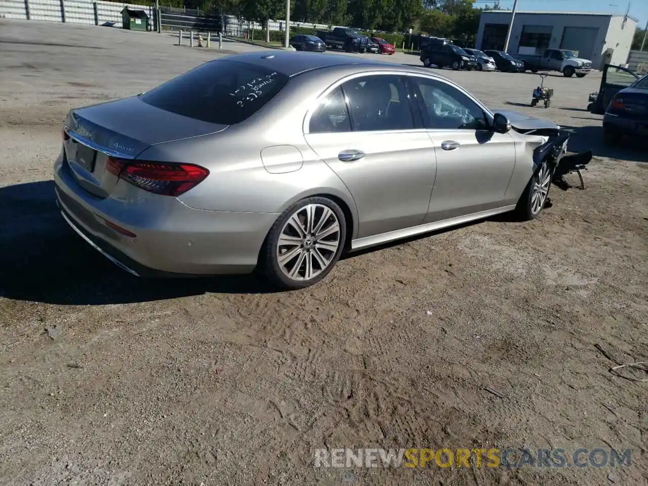 4 Photograph of a damaged car W1KZF5KB4MA962373 MERCEDES-BENZ E-CLASS 2021