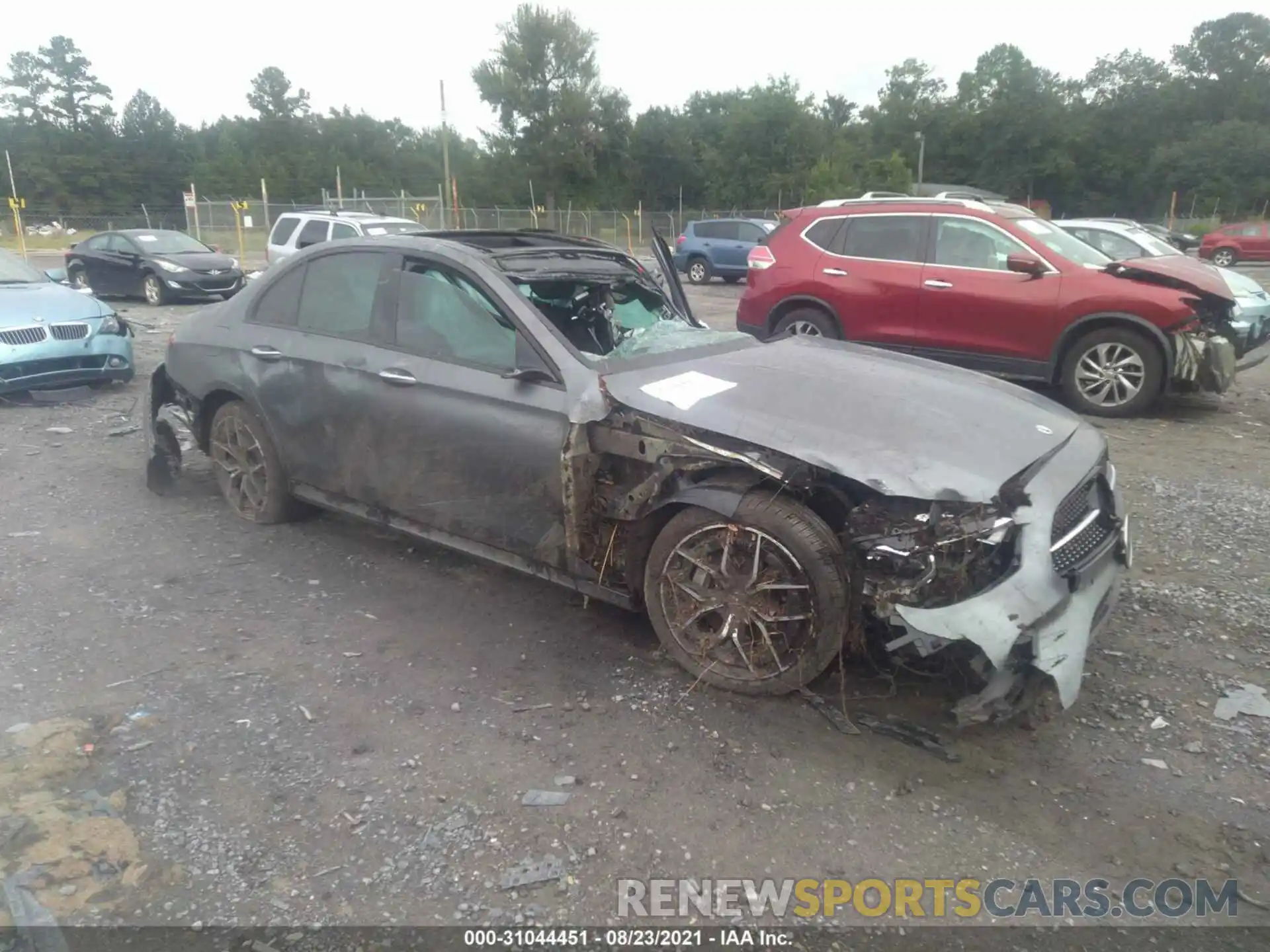 1 Photograph of a damaged car W1KZF5KB5MA982518 MERCEDES-BENZ E-CLASS 2021