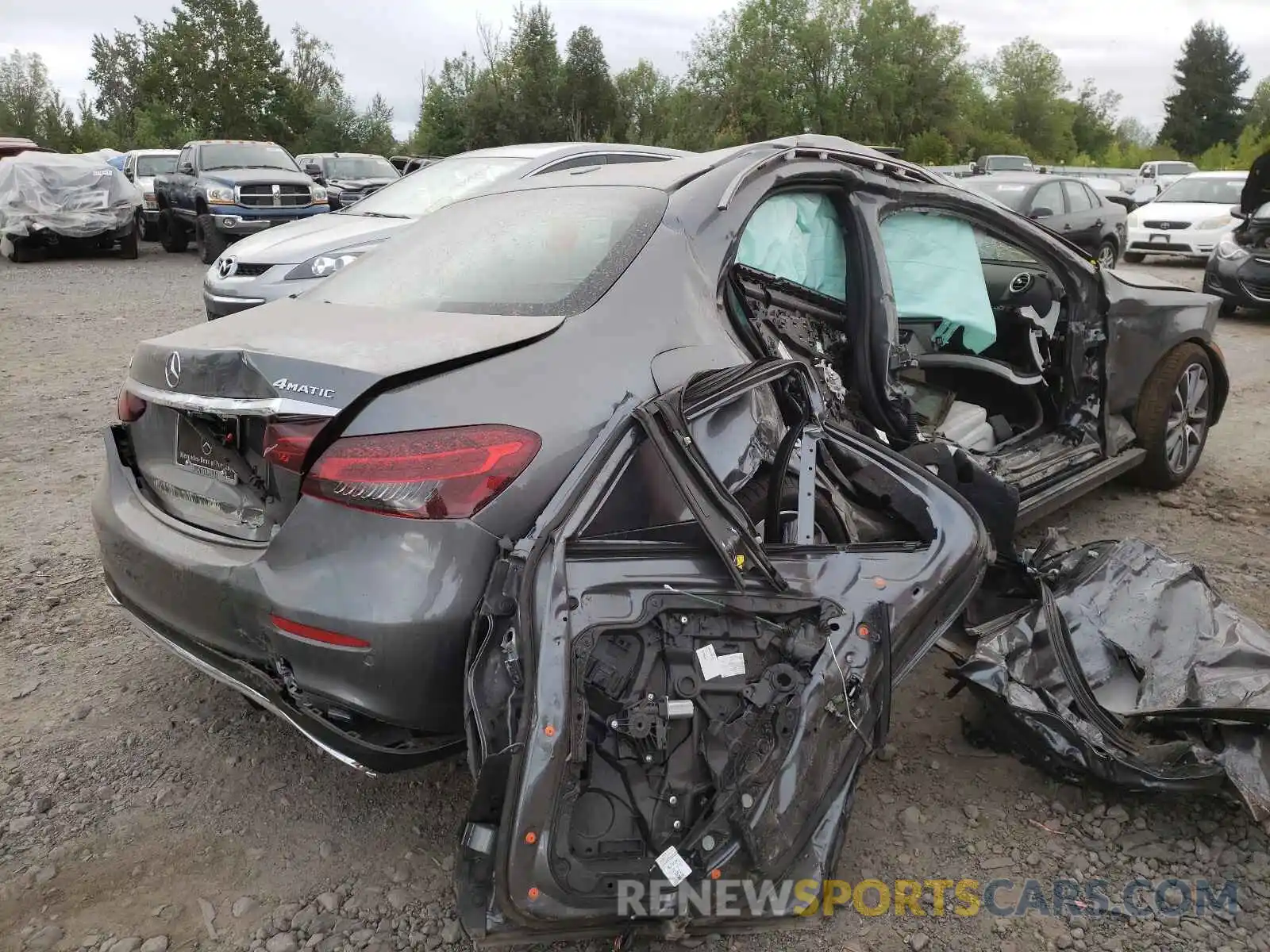 4 Photograph of a damaged car W1KZF5KB7MA967616 MERCEDES-BENZ E-CLASS 2021