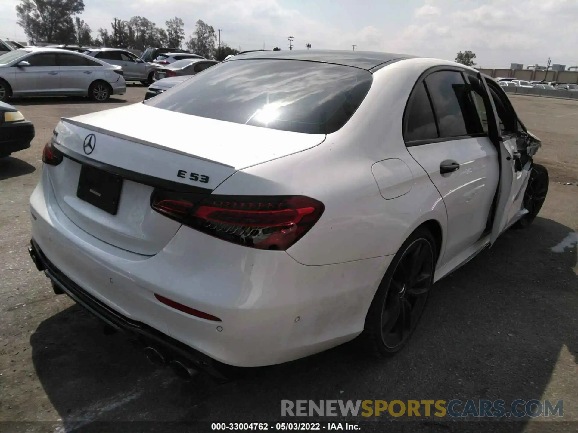 4 Photograph of a damaged car W1KZF6BB1MA985499 MERCEDES-BENZ E-CLASS 2021