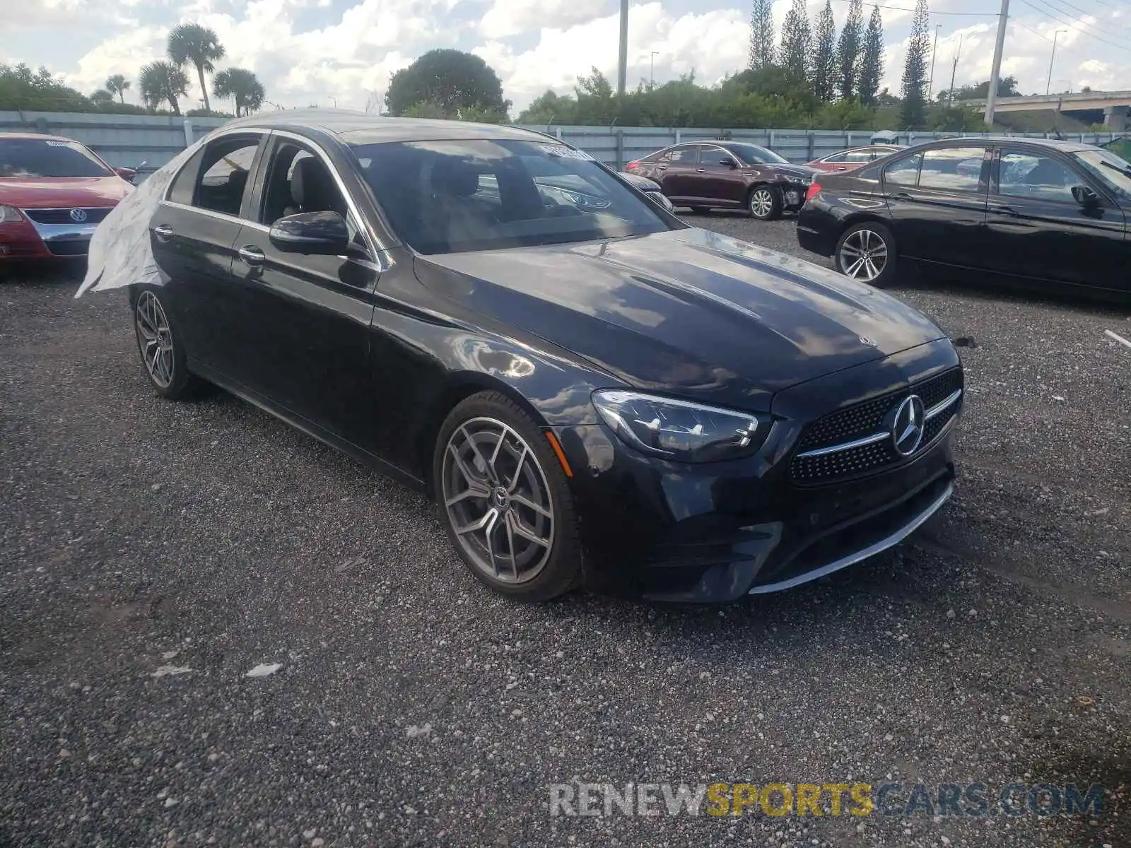 1 Photograph of a damaged car W1KZF8DB0MA873365 MERCEDES-BENZ E-CLASS 2021