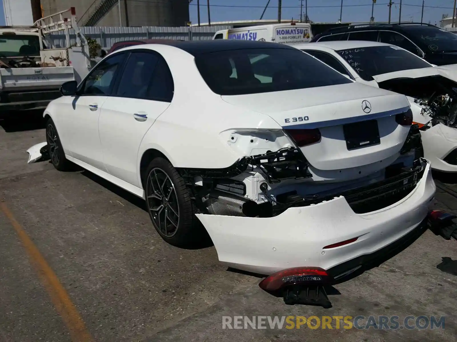 3 Photograph of a damaged car W1KZF8DB0MA906171 MERCEDES-BENZ E CLASS 2021