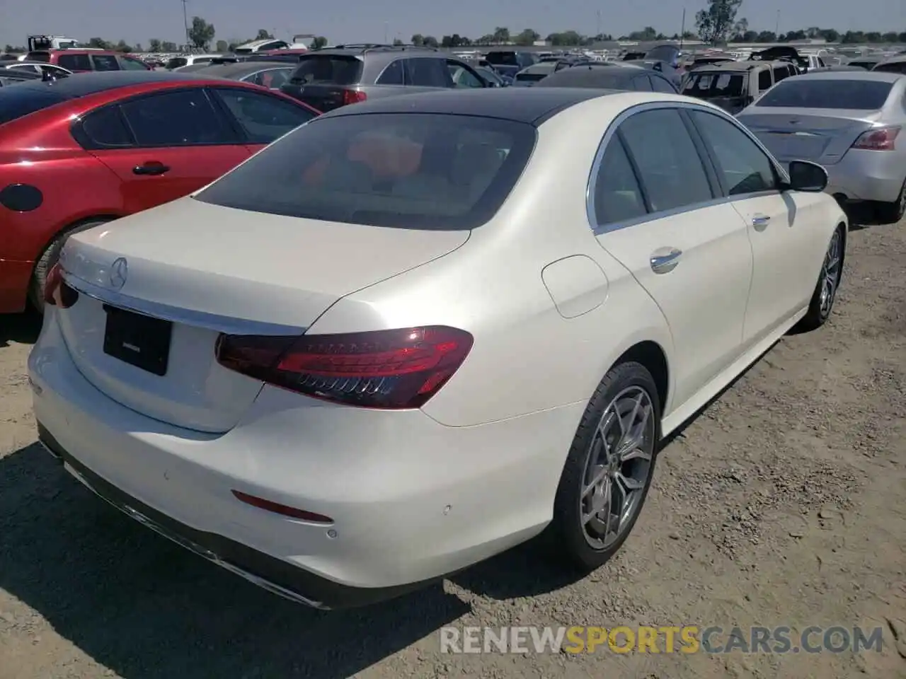 4 Photograph of a damaged car W1KZF8DB0MA970324 MERCEDES-BENZ E-CLASS 2021