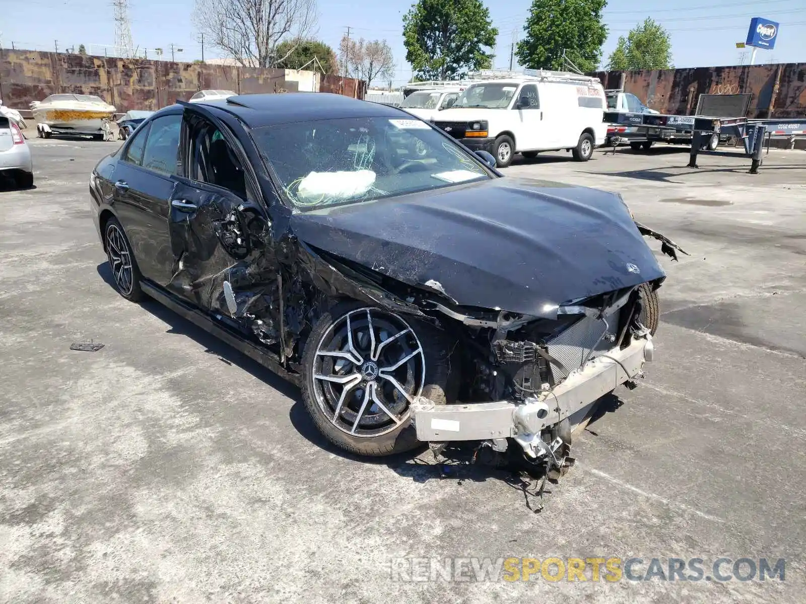 1 Photograph of a damaged car W1KZF8DB1MA923500 MERCEDES-BENZ E-CLASS 2021