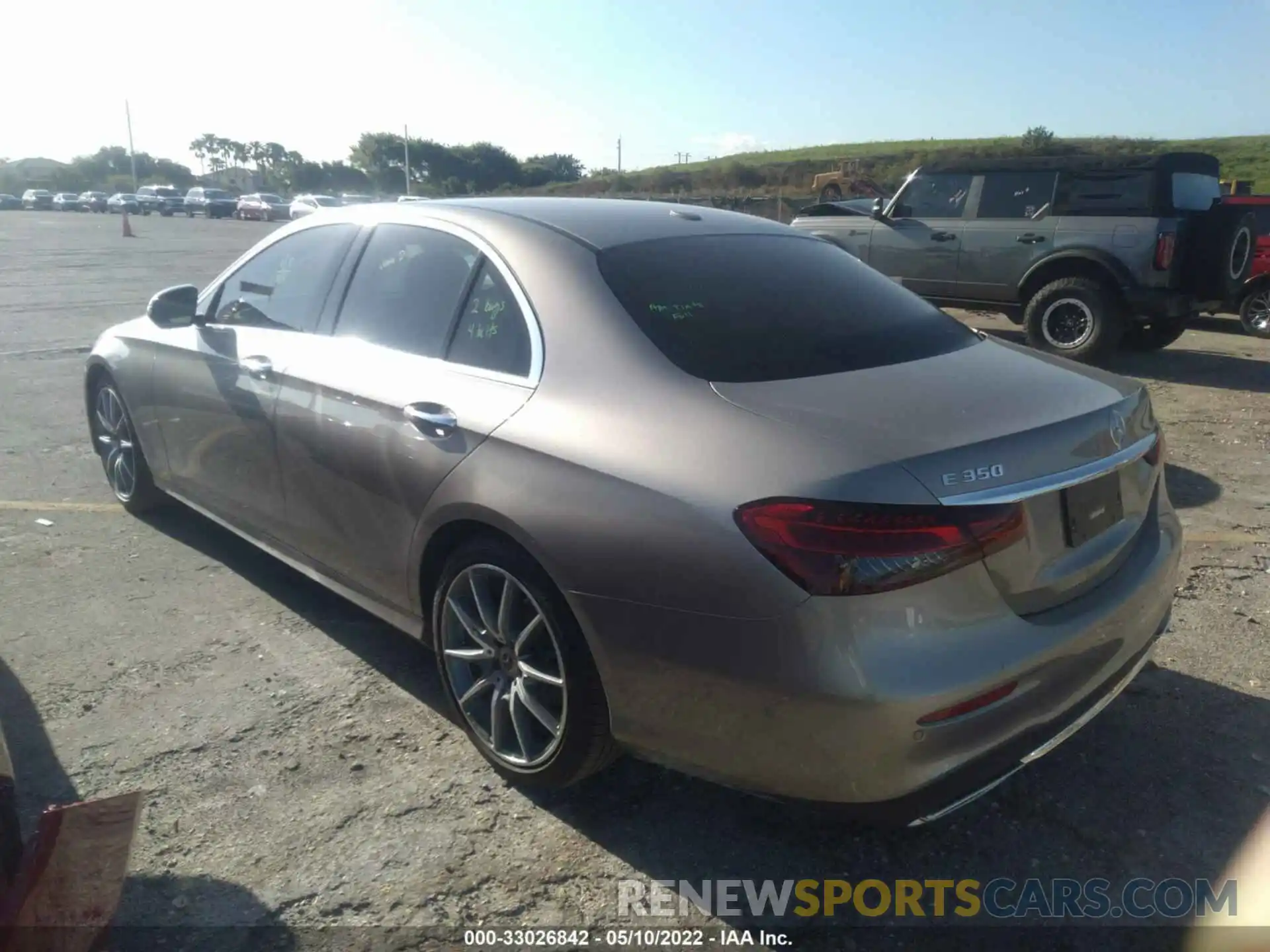 3 Photograph of a damaged car W1KZF8DB3MA943179 MERCEDES-BENZ E-CLASS 2021