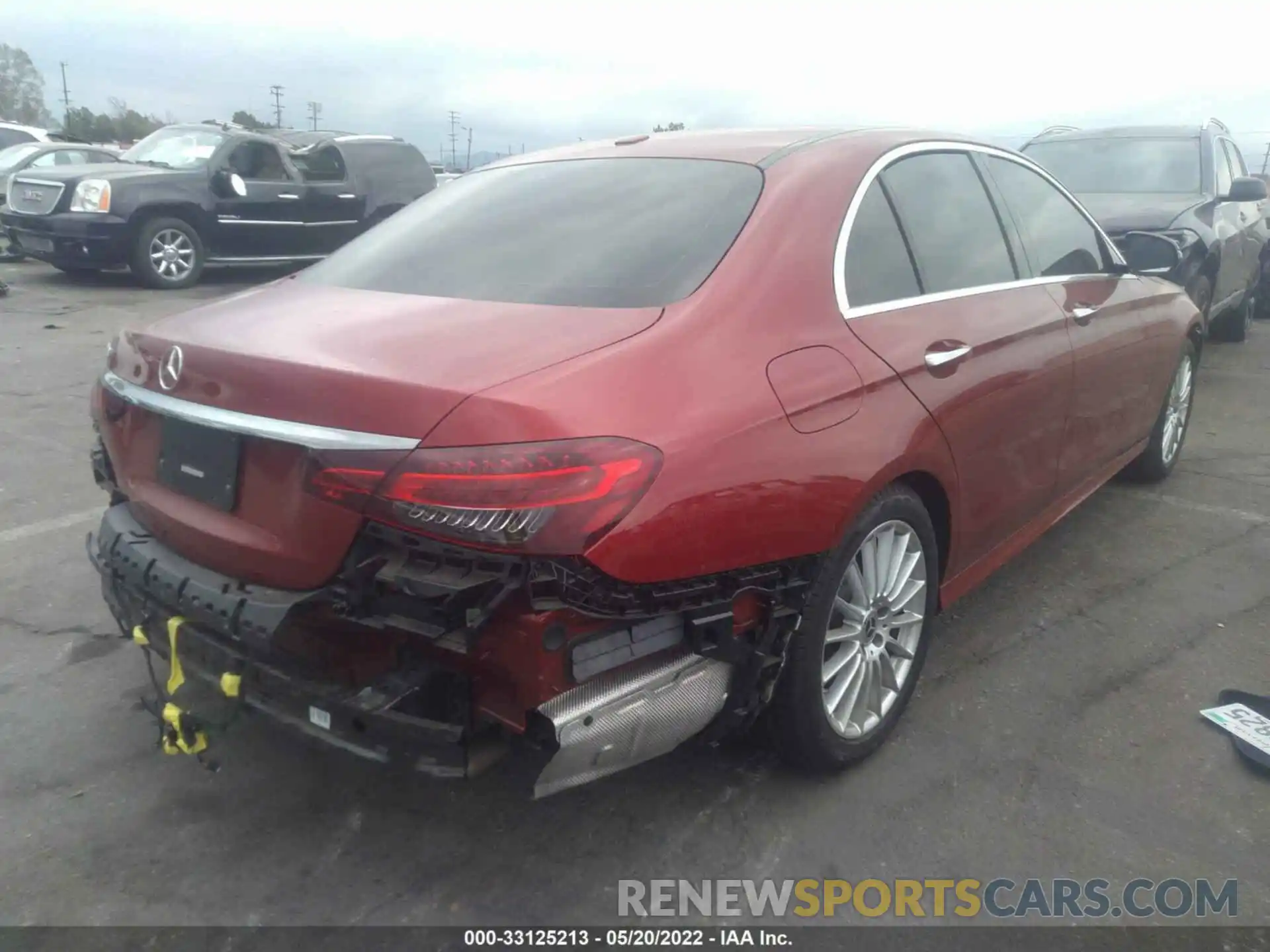 4 Photograph of a damaged car W1KZF8DB3MA969071 MERCEDES-BENZ E-CLASS 2021