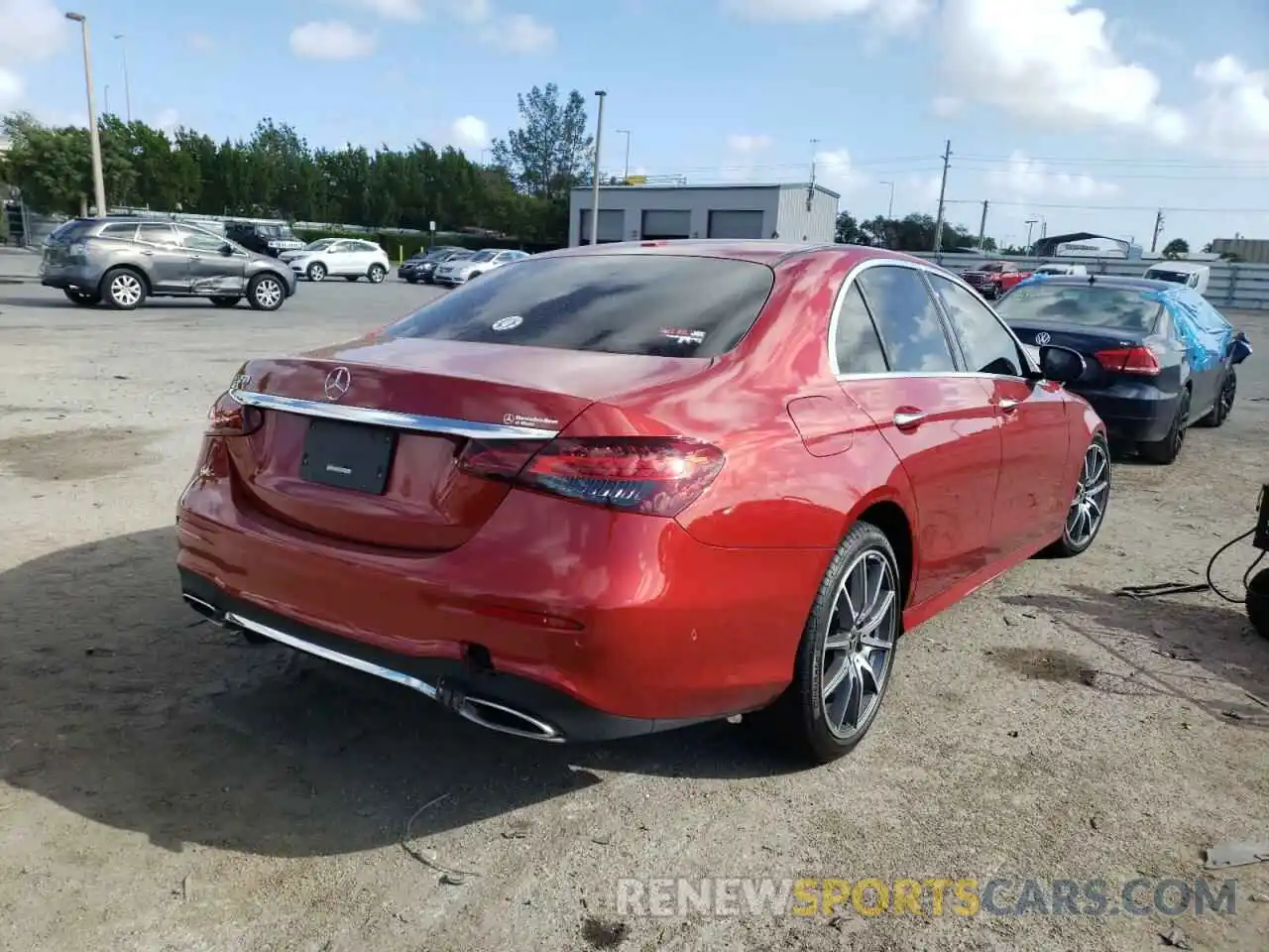 4 Photograph of a damaged car W1KZF8DB4MA922776 MERCEDES-BENZ E-CLASS 2021