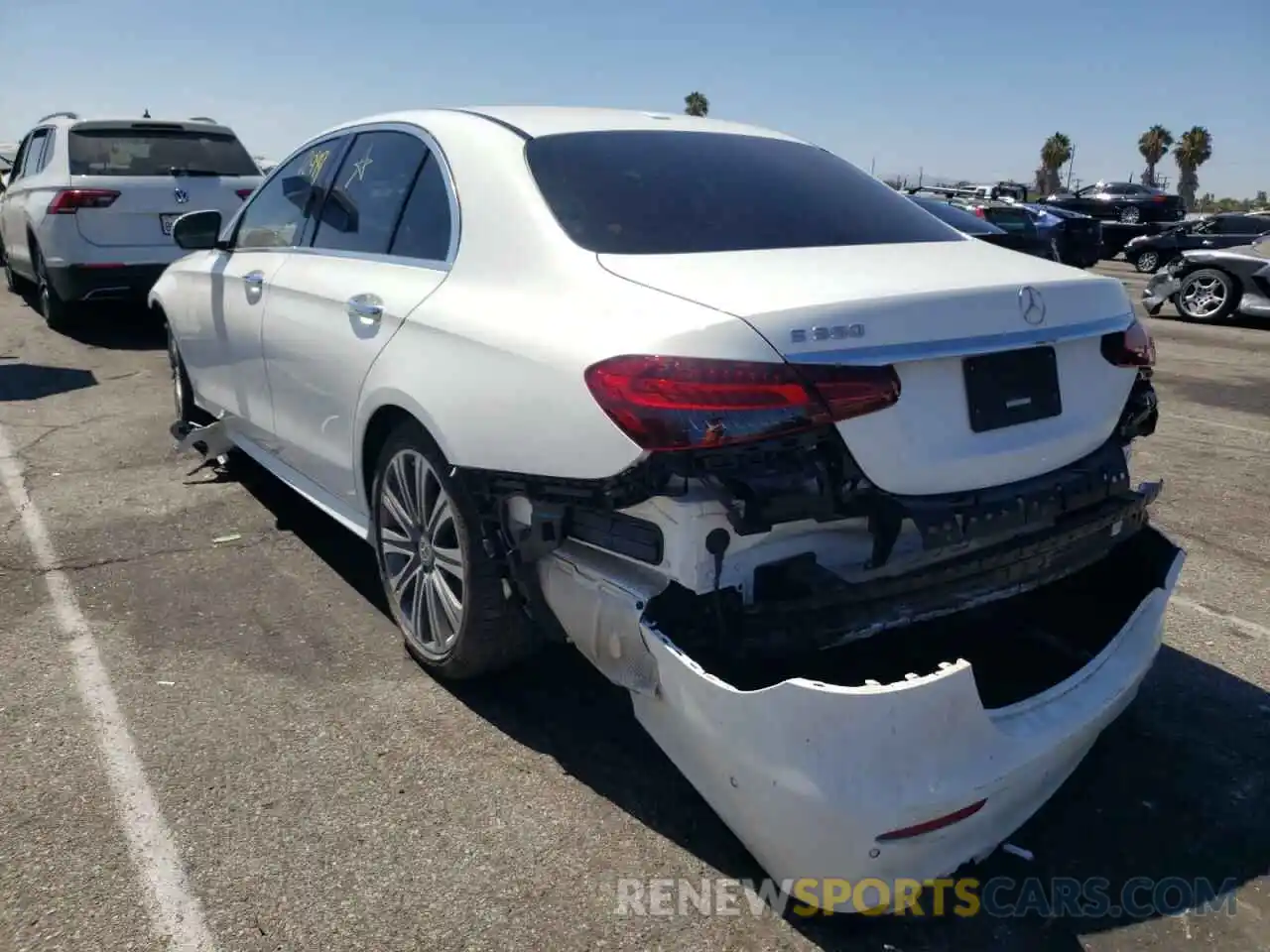 3 Photograph of a damaged car W1KZF8DB5MA933172 MERCEDES-BENZ E-CLASS 2021