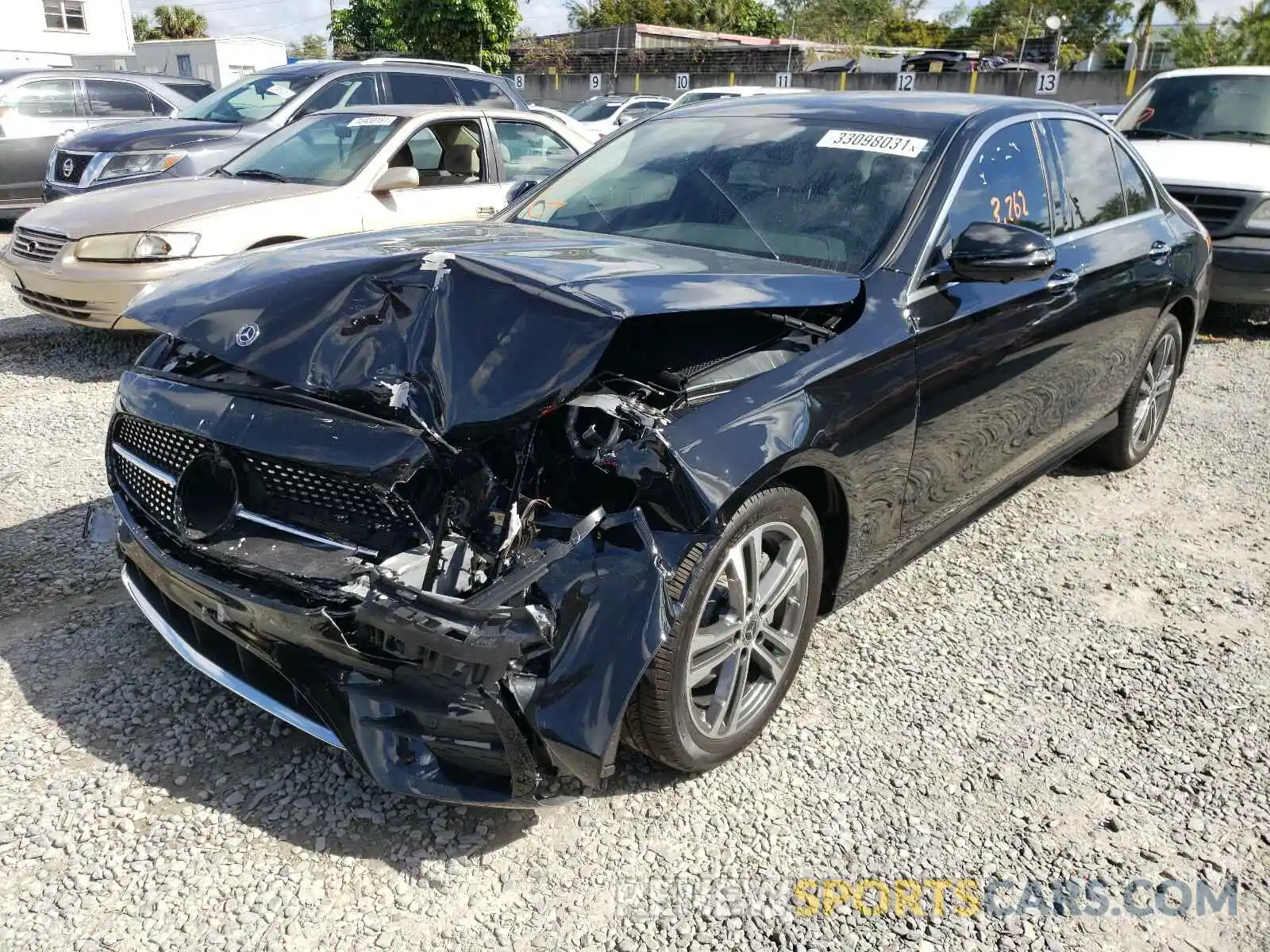 2 Фотография поврежденного автомобиля W1KZF8DB6MA897685 MERCEDES-BENZ E CLASS 2021
