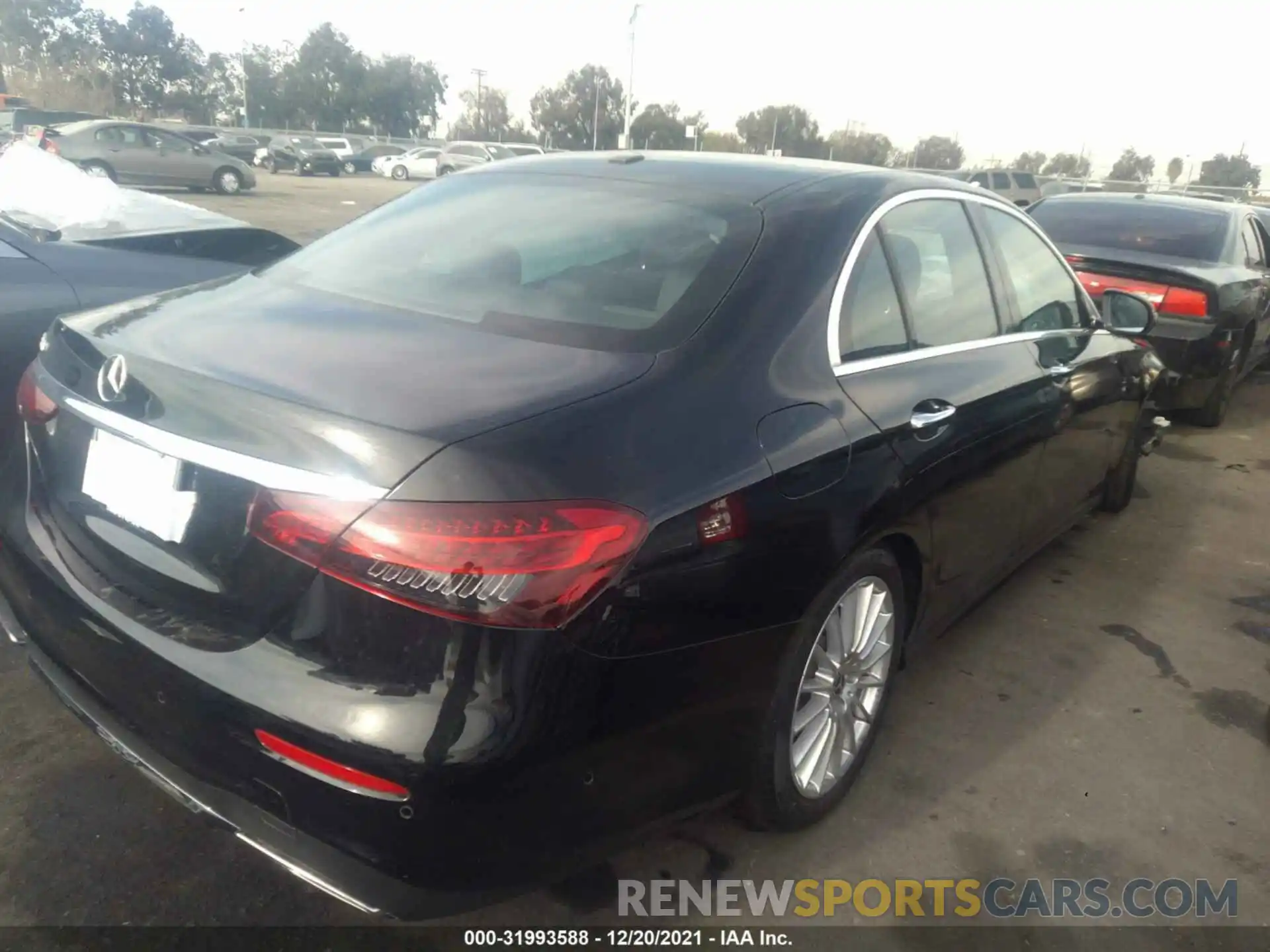 4 Photograph of a damaged car W1KZF8DB6MA994613 MERCEDES-BENZ E-CLASS 2021