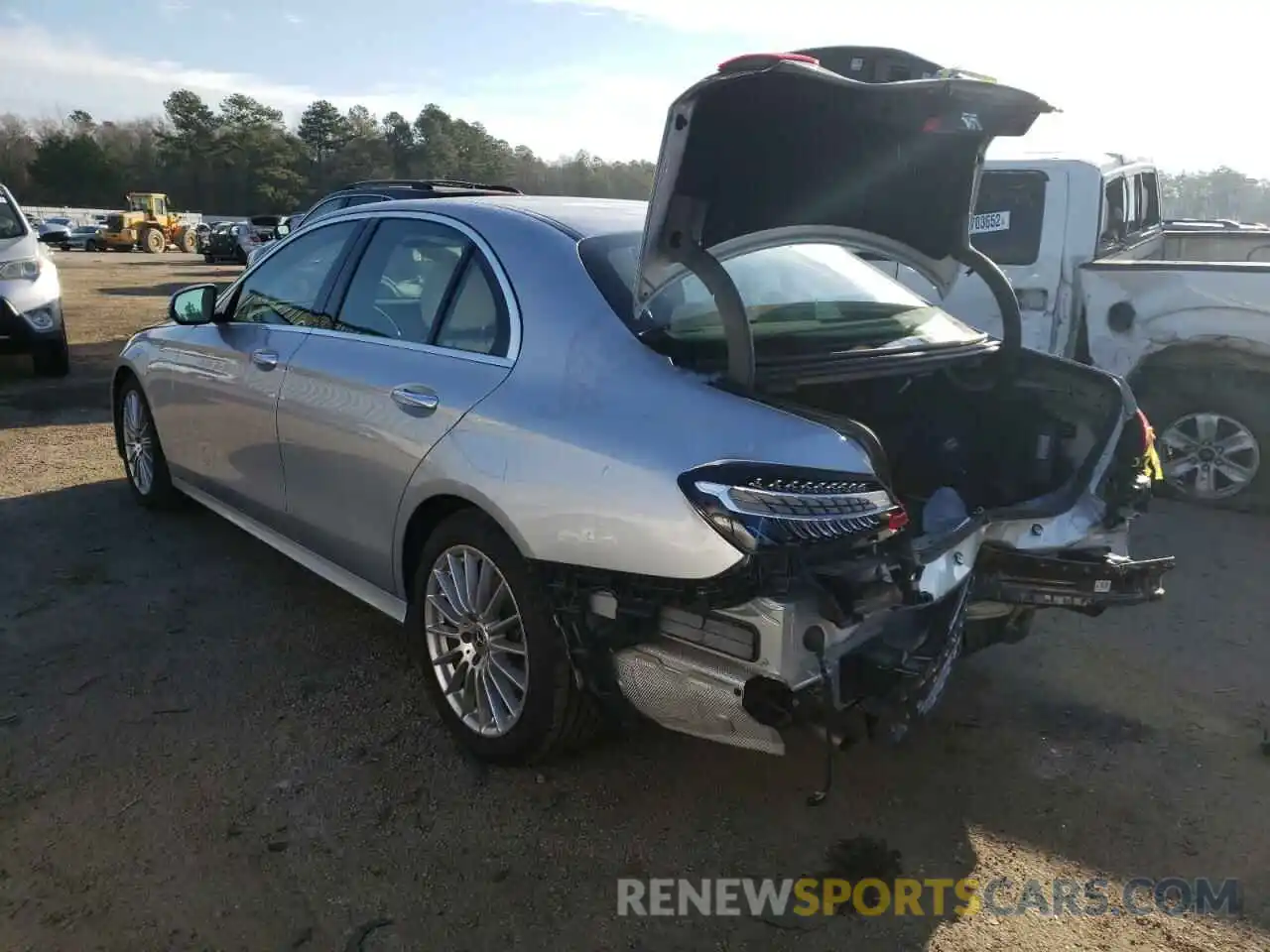 3 Photograph of a damaged car W1KZF8DB7MA890745 MERCEDES-BENZ E-CLASS 2021