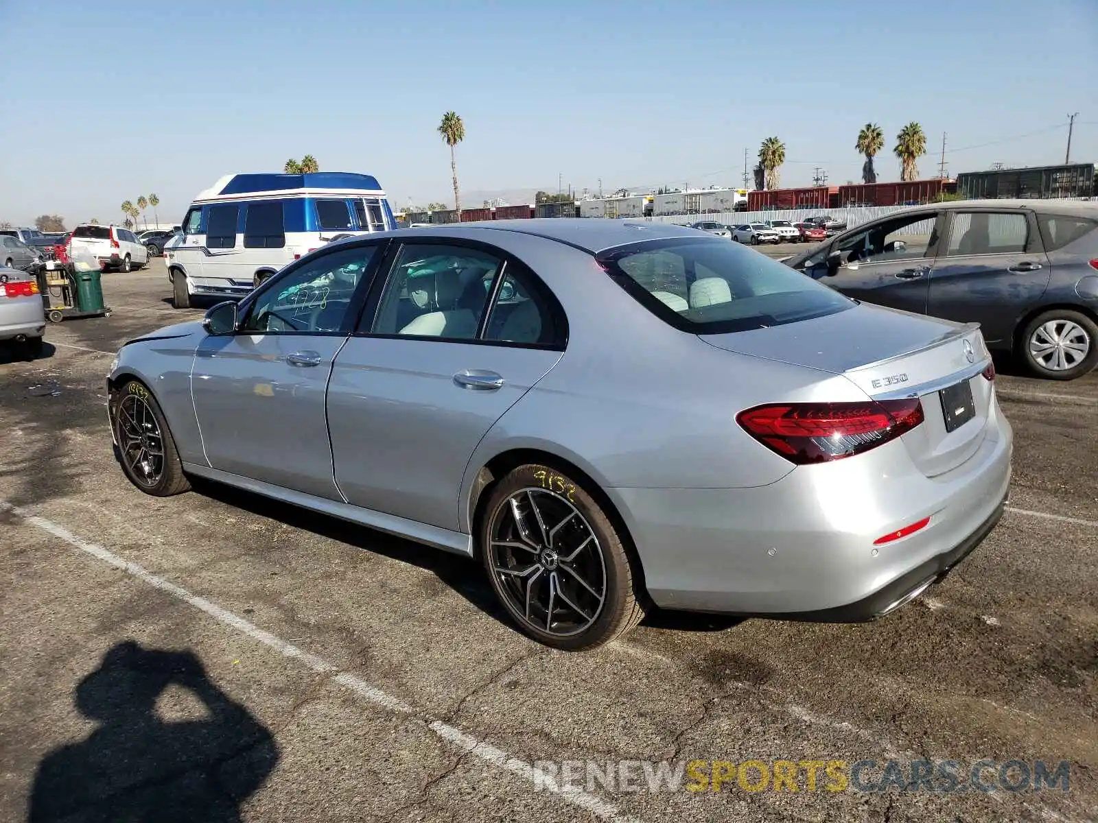 3 Photograph of a damaged car W1KZF8DB8MA905818 MERCEDES-BENZ E-CLASS 2021