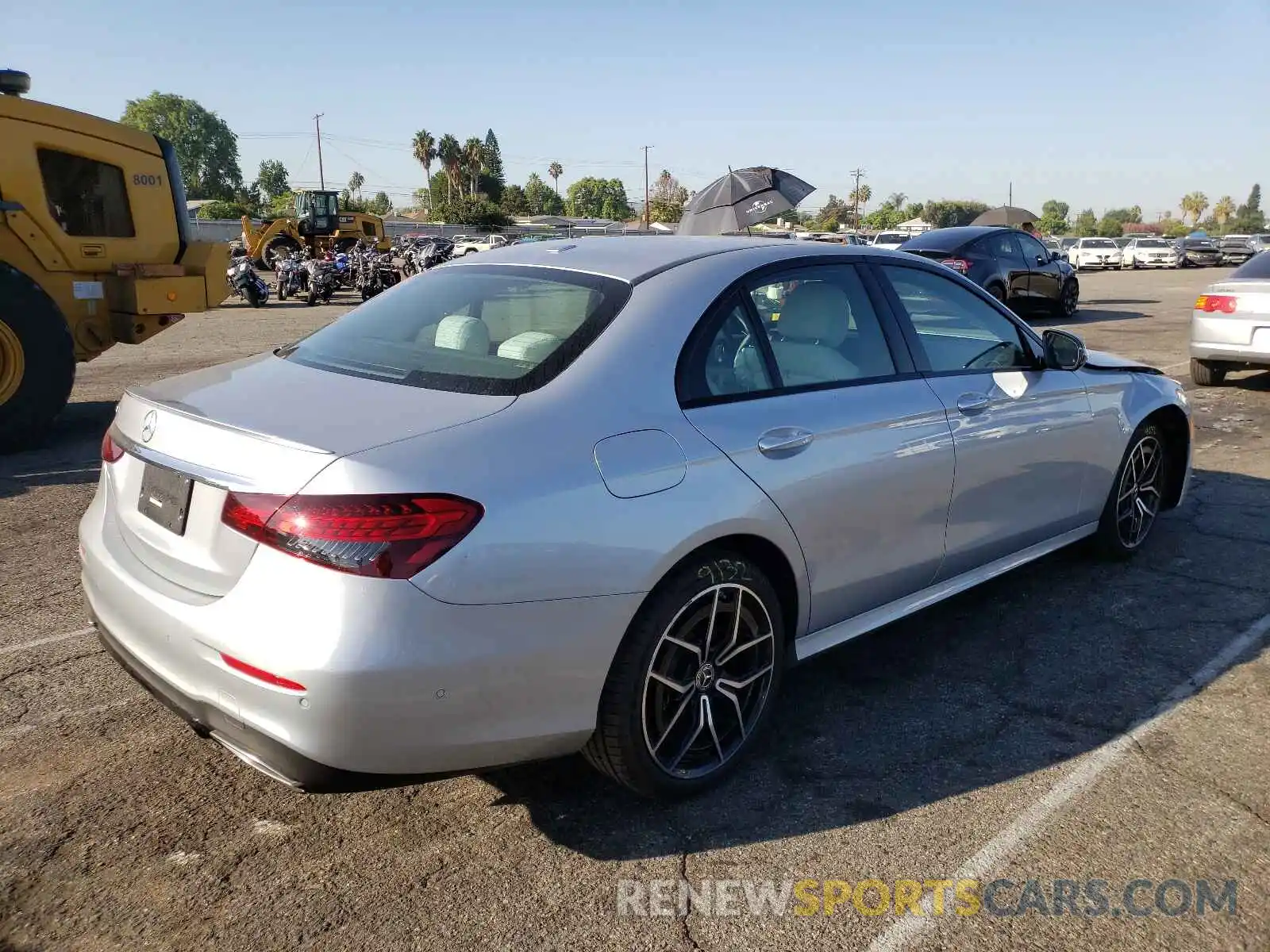 4 Photograph of a damaged car W1KZF8DB8MA905818 MERCEDES-BENZ E-CLASS 2021